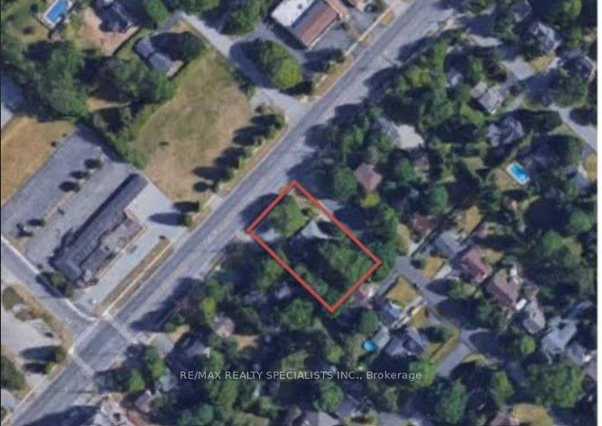 990-992 Birchwood Avenue Property Photo 1
