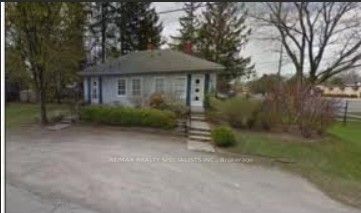 990-992 Birchwood Avenue Property Photo 8