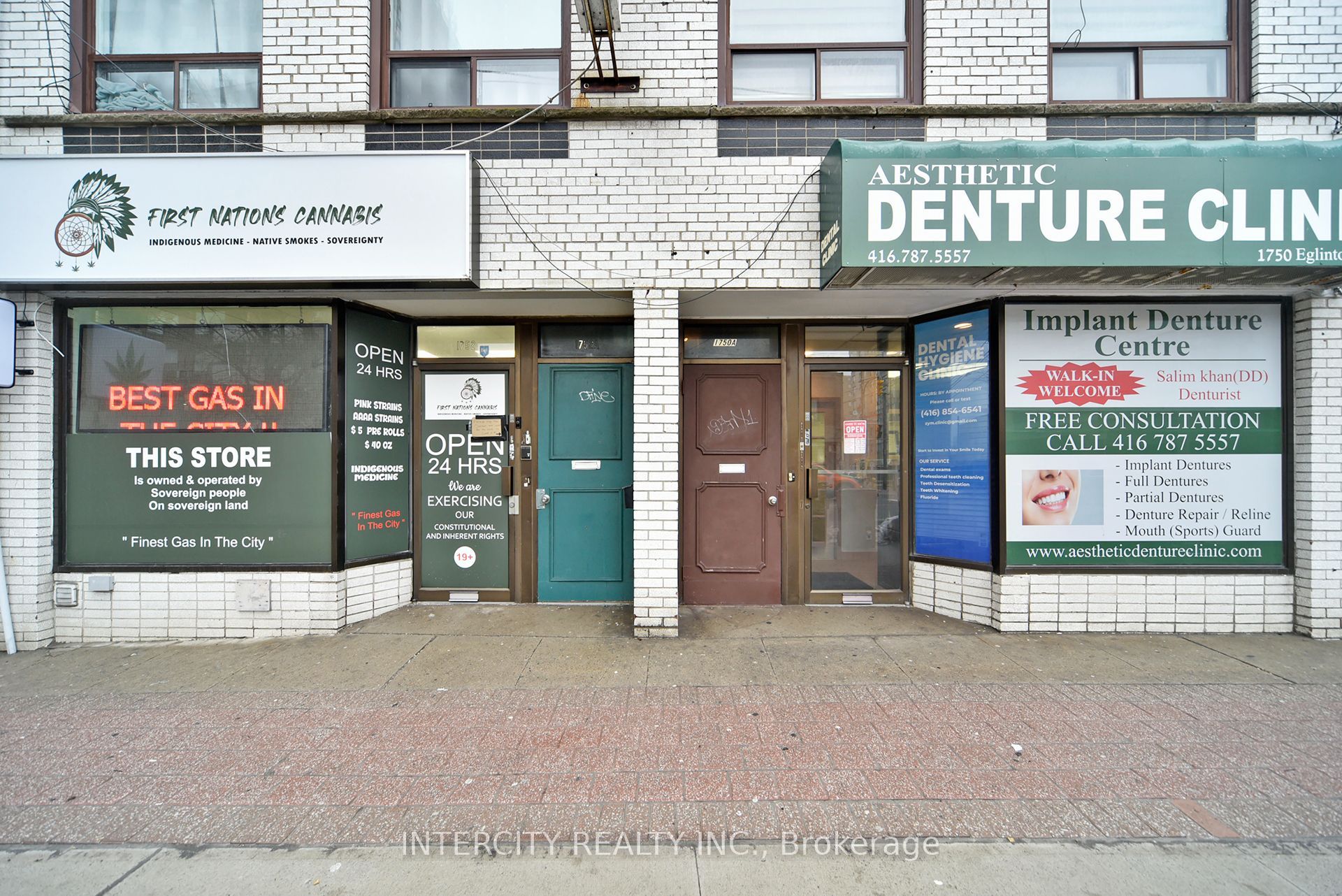 1752 Eglinton Avenue Property Photo 1