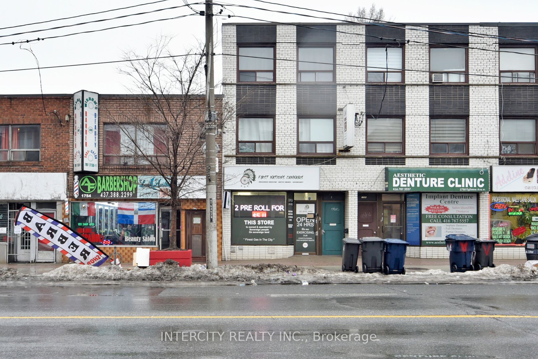 1752 Eglinton Avenue Property Photo 3