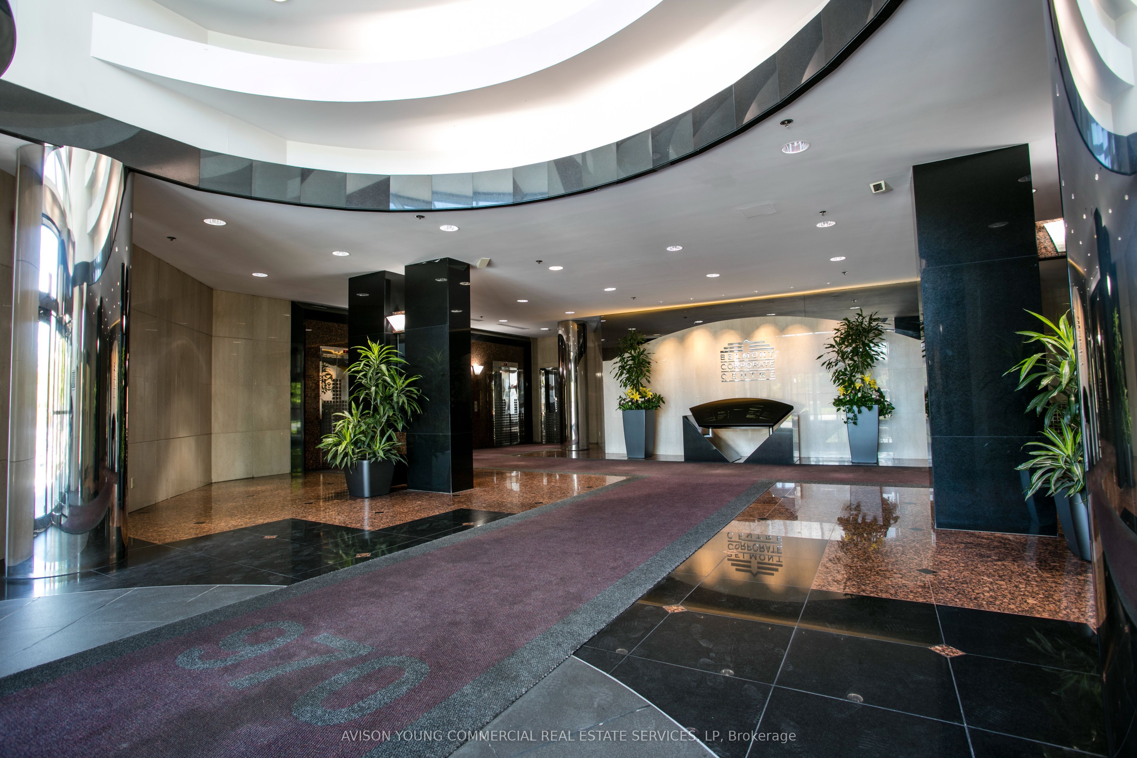#403 - 970 Lawrence Avenue Property Photo 6