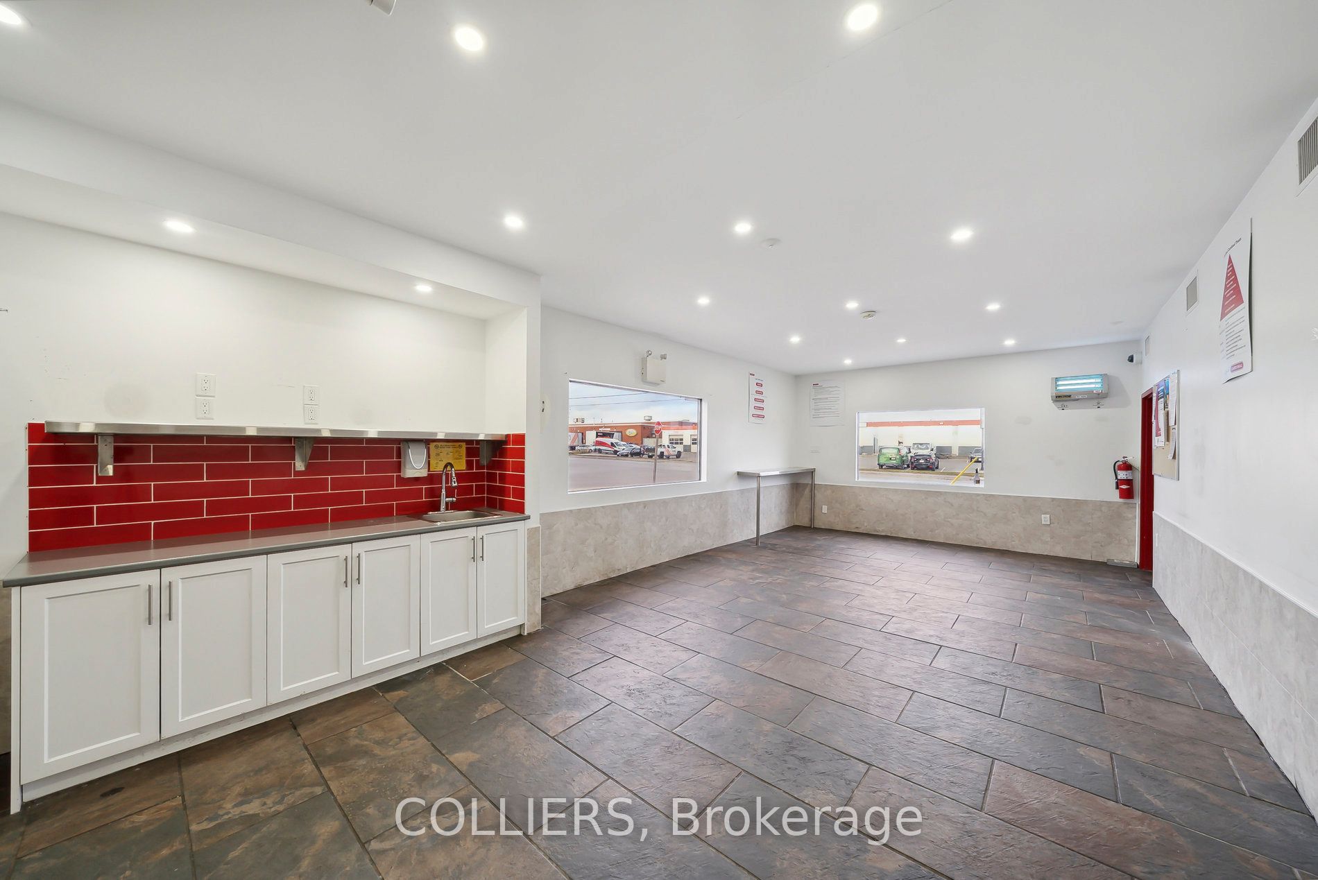 2396 Stanfield Road Property Photo 4