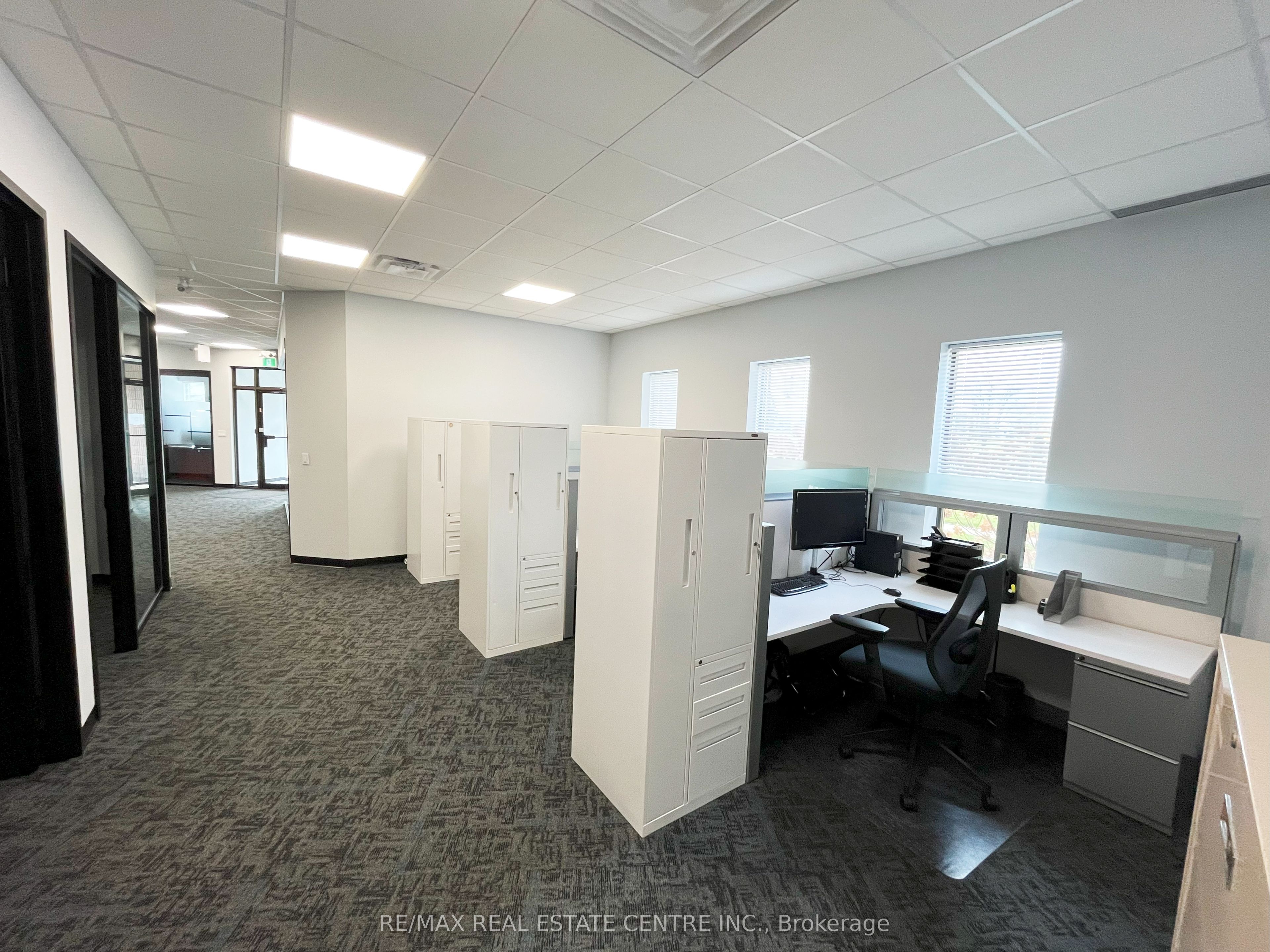 #2 - 2170 Speers Road Property Photo 18