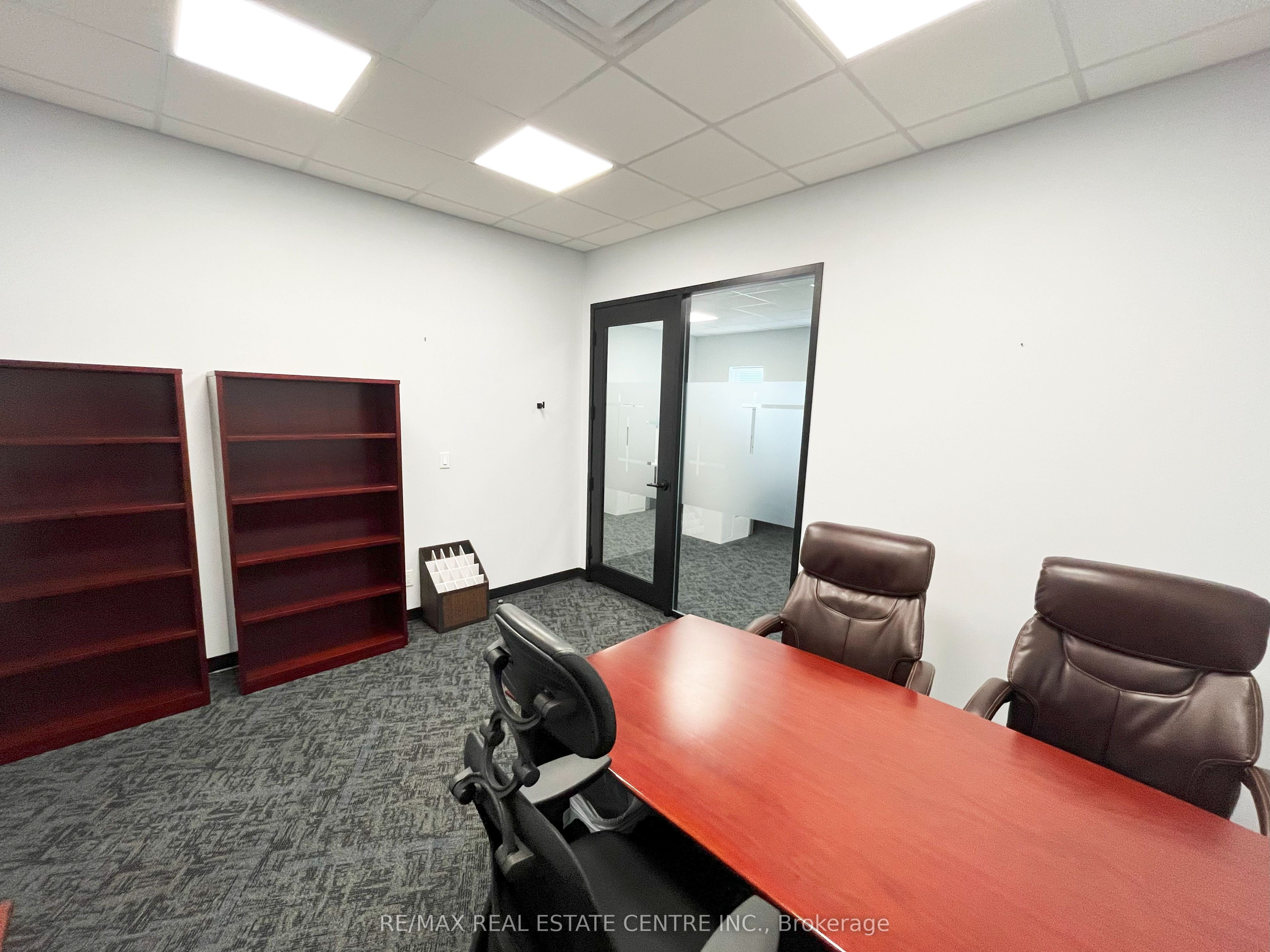 #2 - 2170 Speers Road Property Photo 19