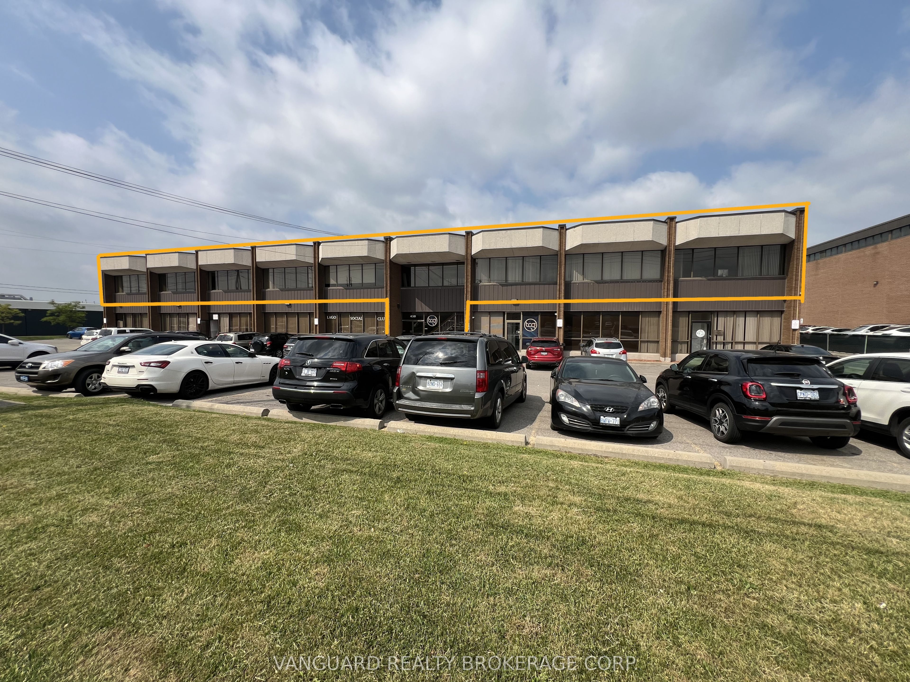 #200 - 430 Signet Drive Property Photo 1