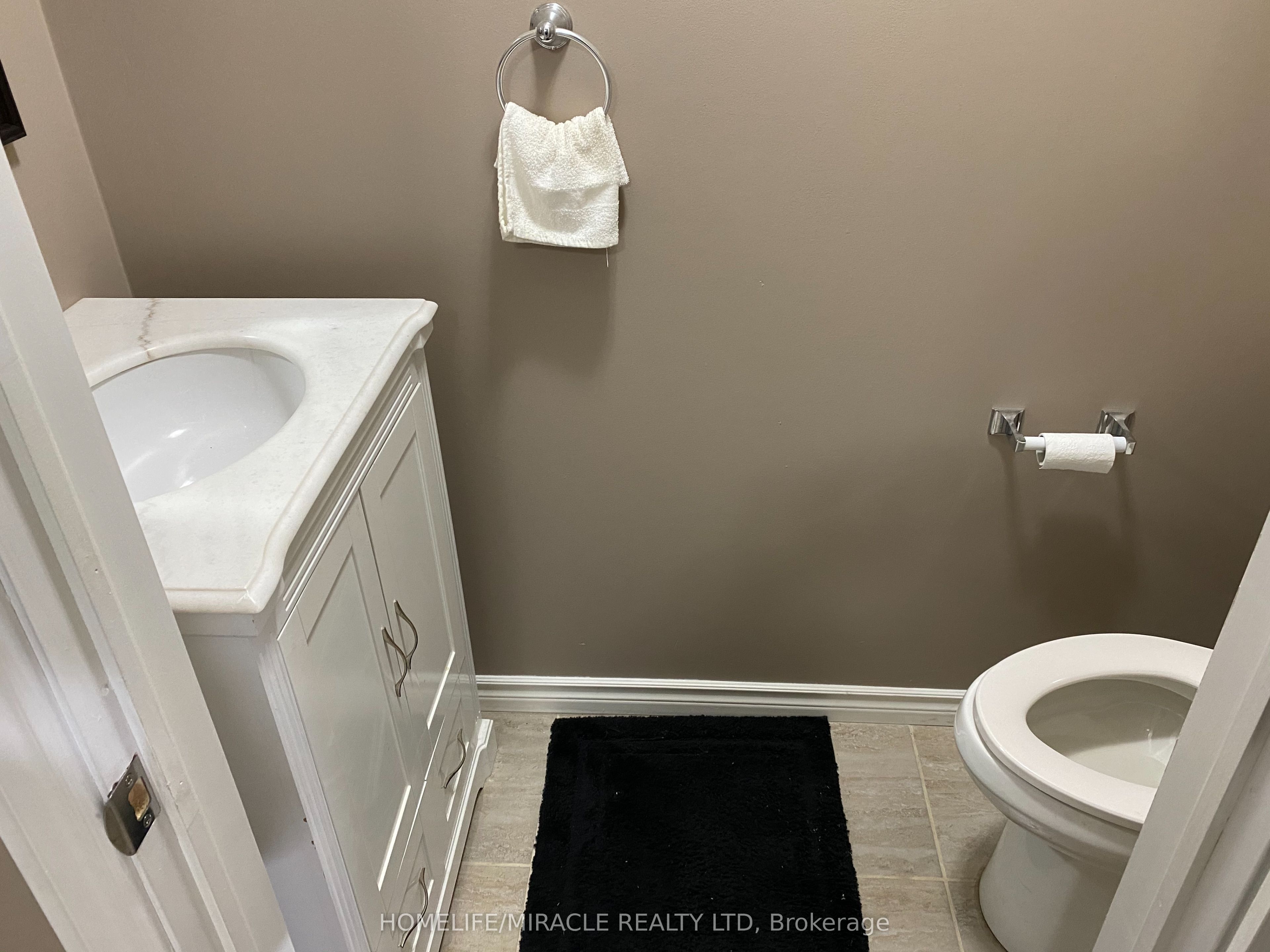 #16 - 30 Hale Road Property Photo 8