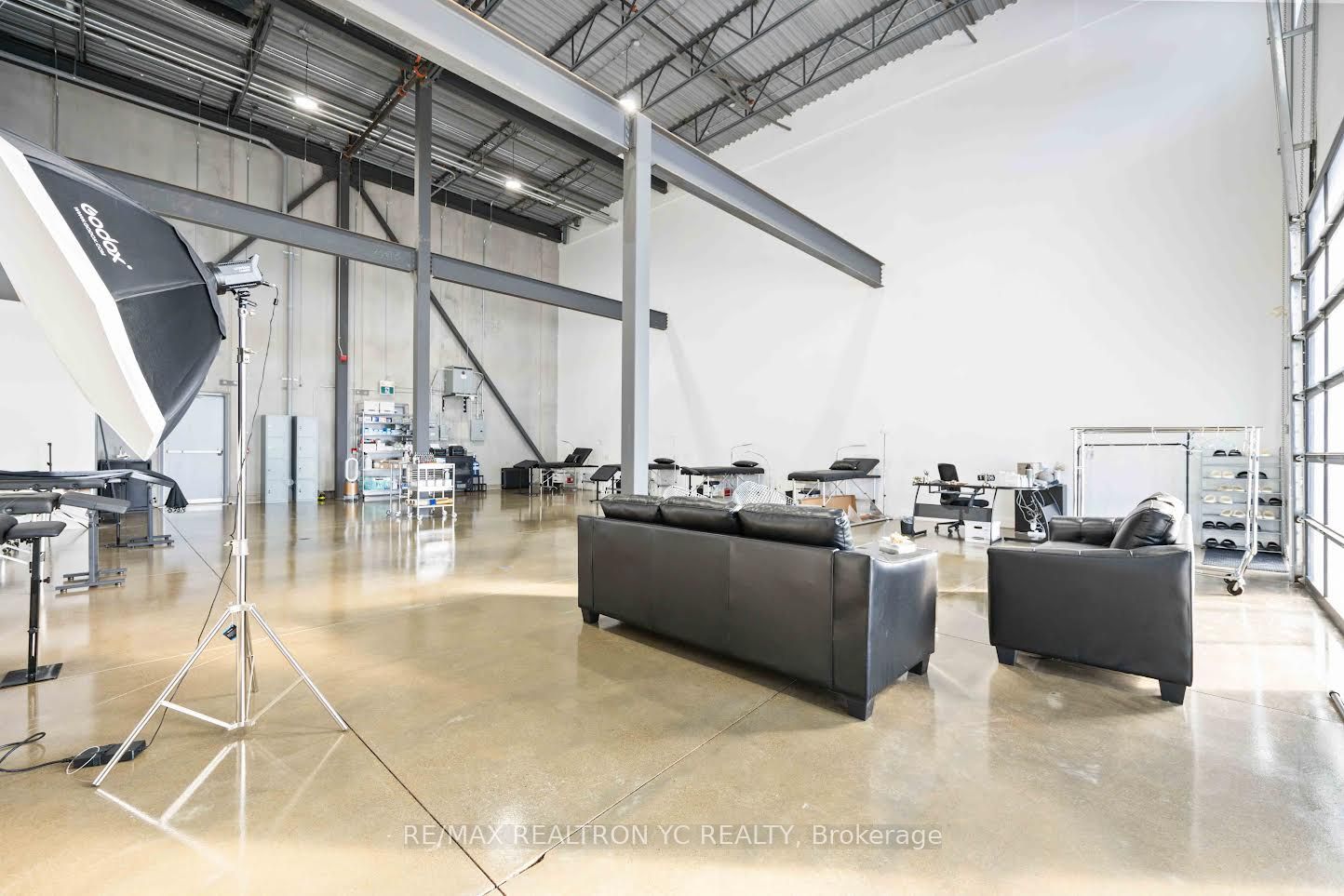 1800 Davenport Road Property Photo 7