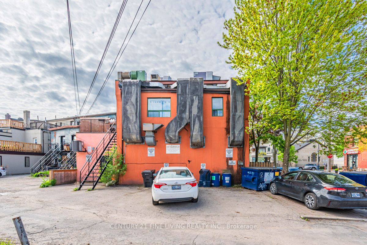 3048 Dundas Street Property Photo 40