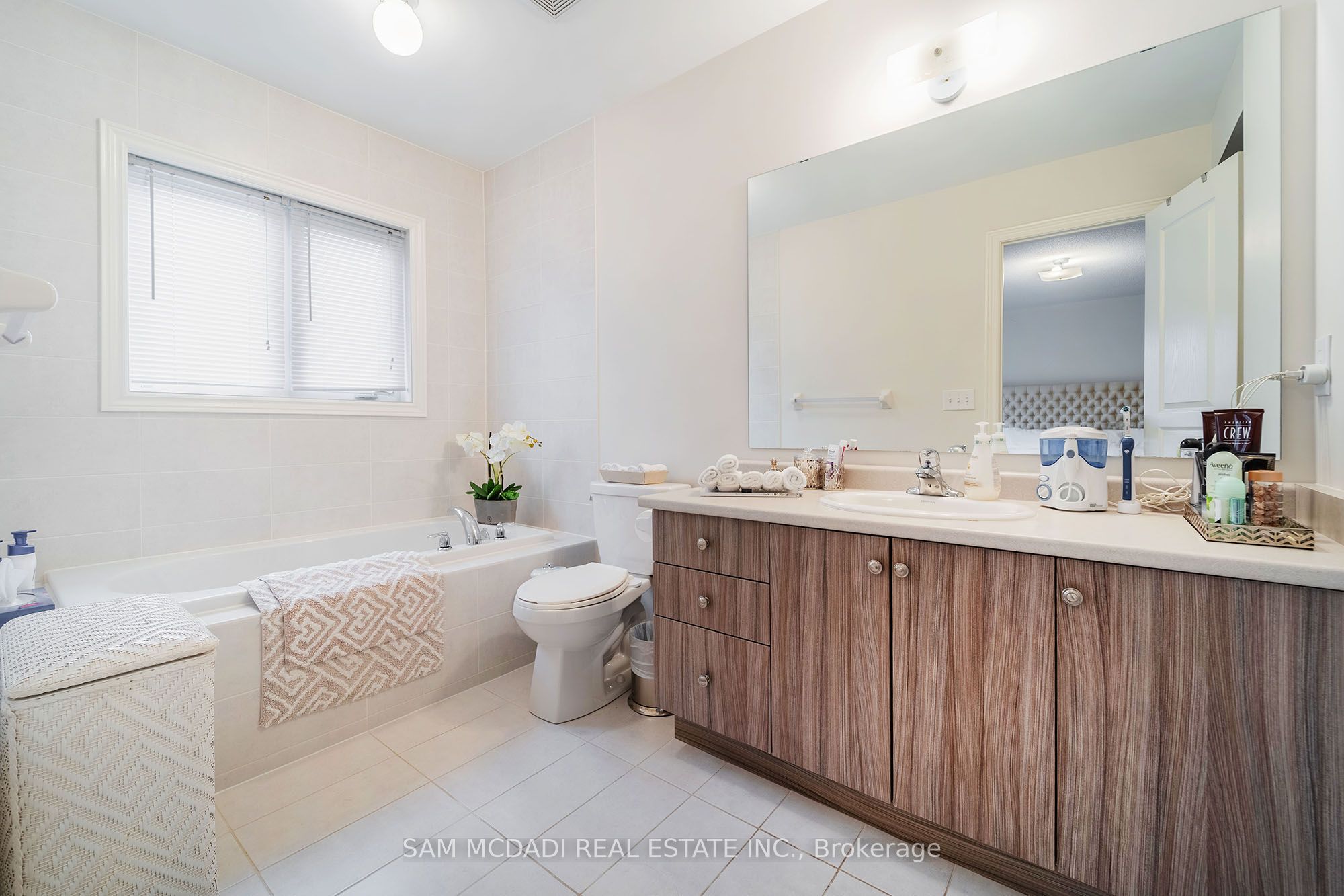 574 Settlers Road Property Photo 14