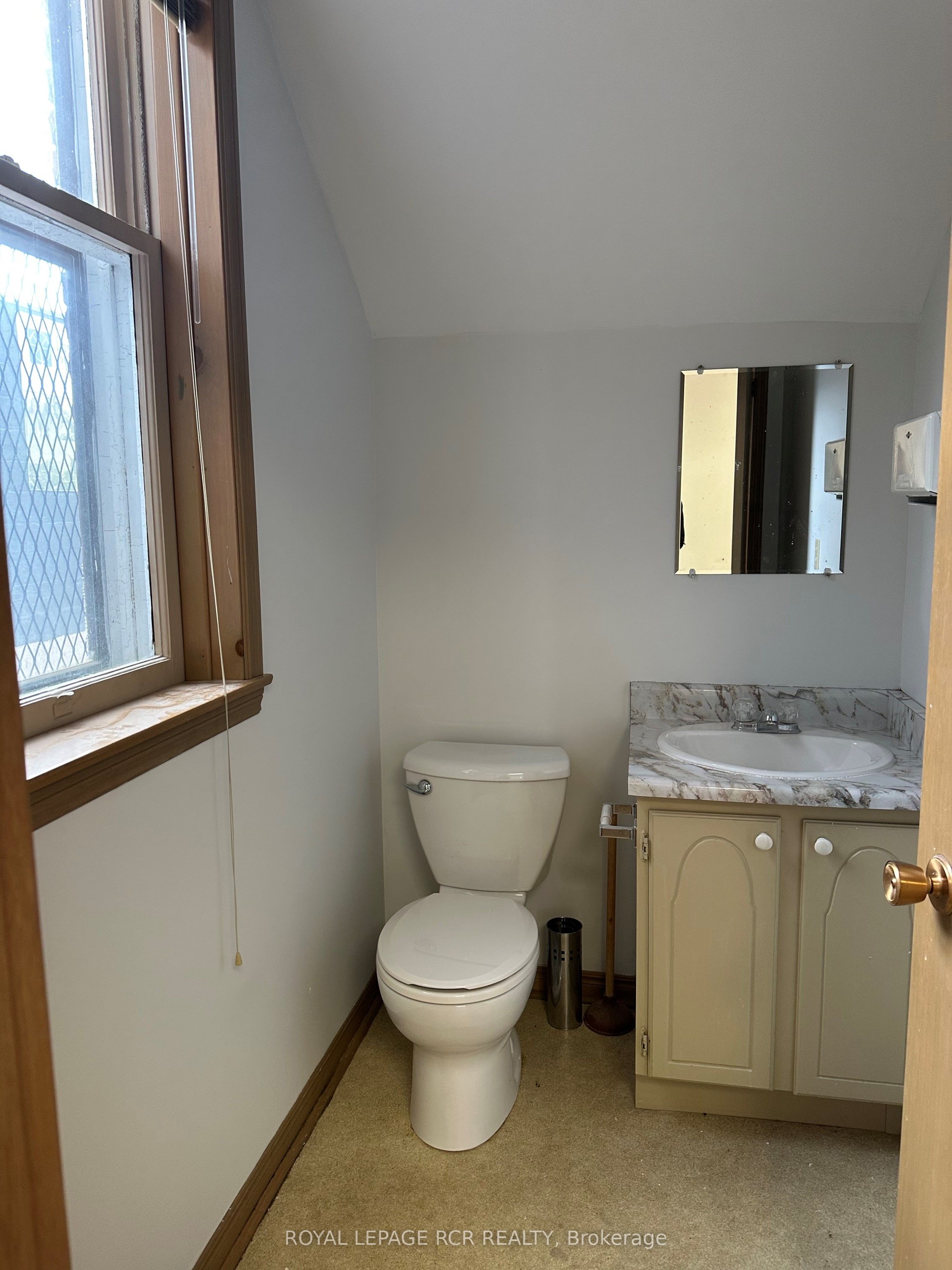#main - 5 Mill Street Property Photo 5