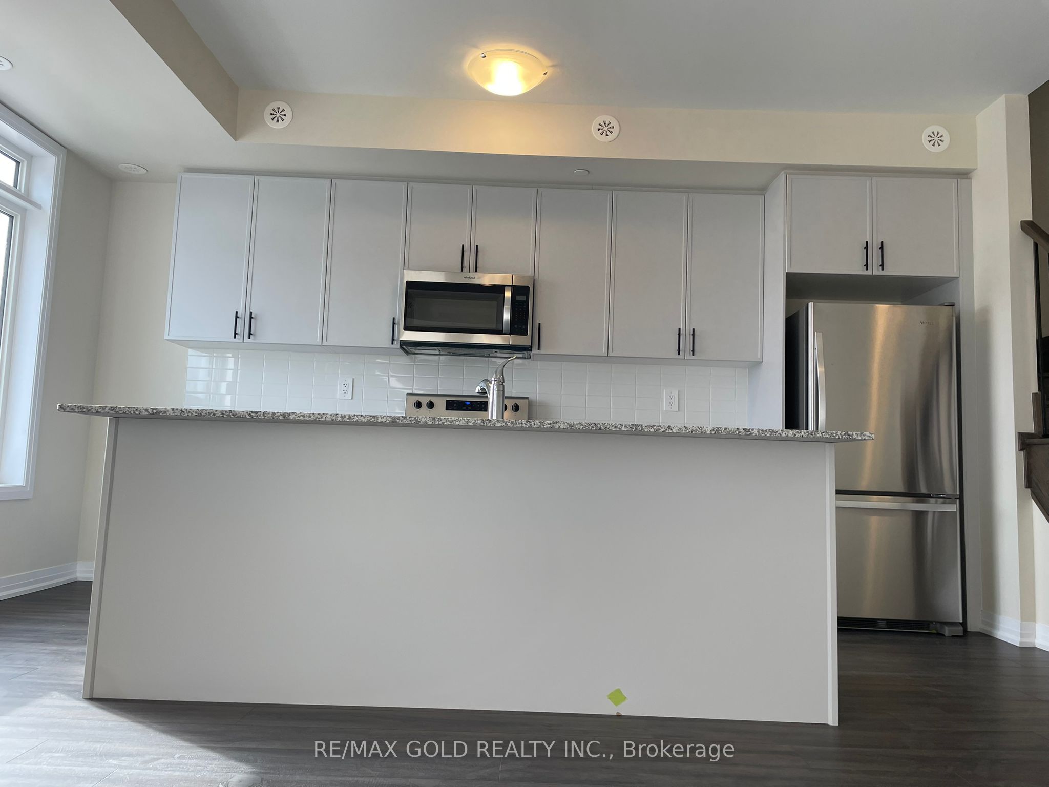 #414 - 1581 Rose Way Property Photo 10