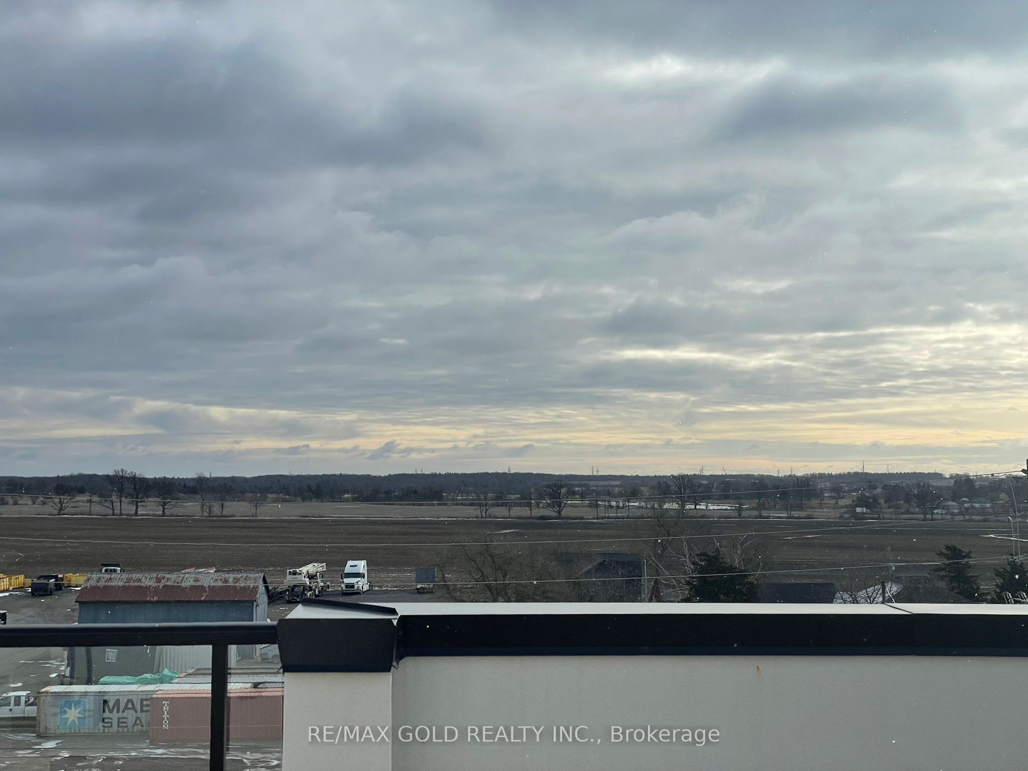 #414 - 1581 Rose Way Property Photo 15