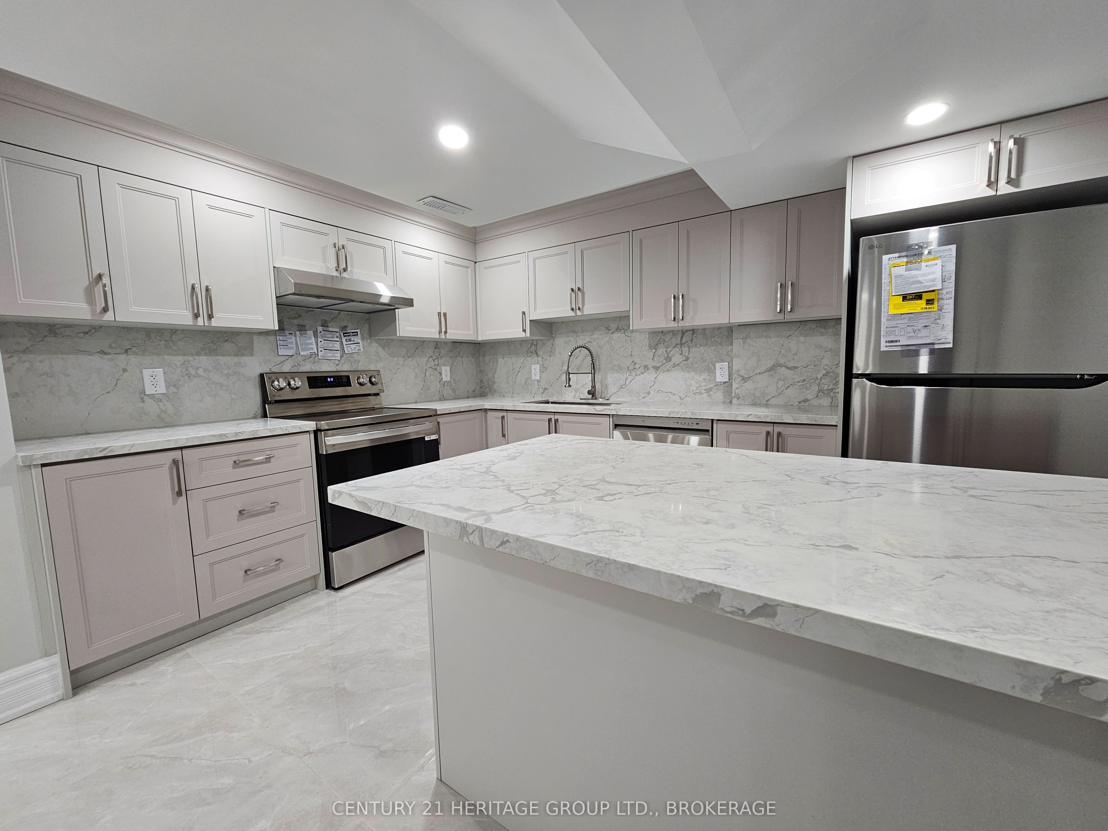 1263 Rolph Terrace B Property Photo 2