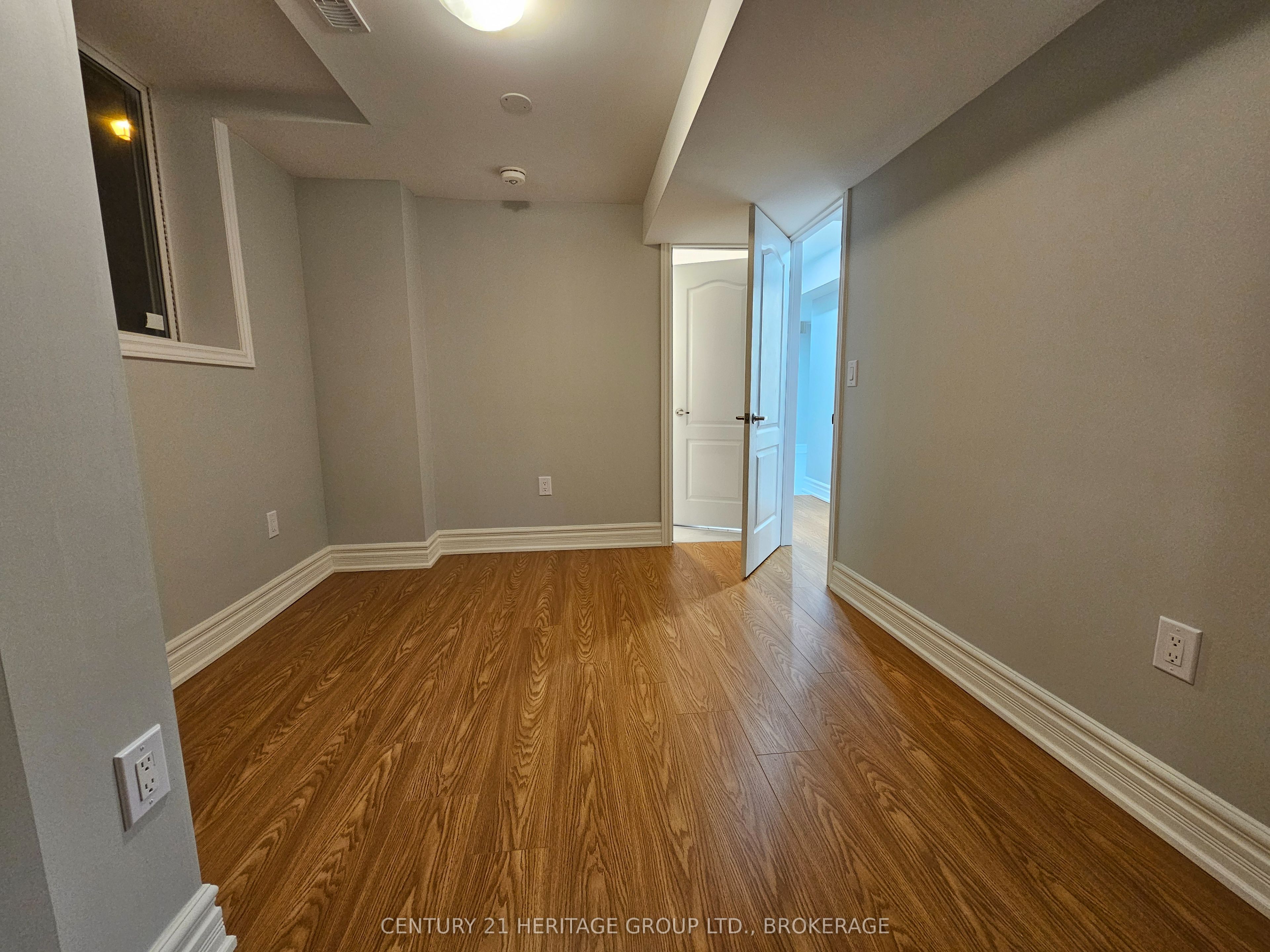 1263 Rolph Terrace B Property Photo 8