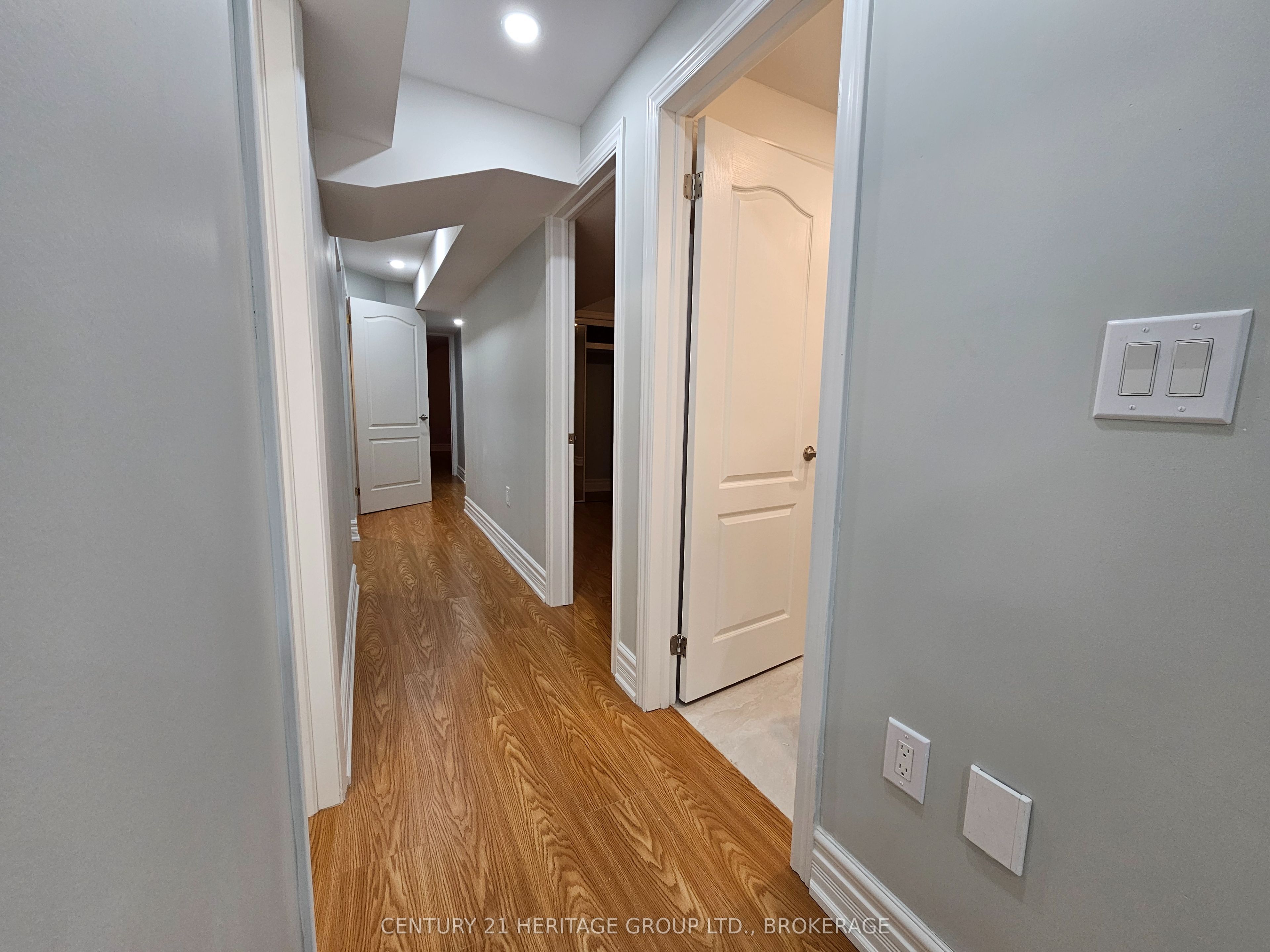 1263 Rolph Terrace B Property Photo 12