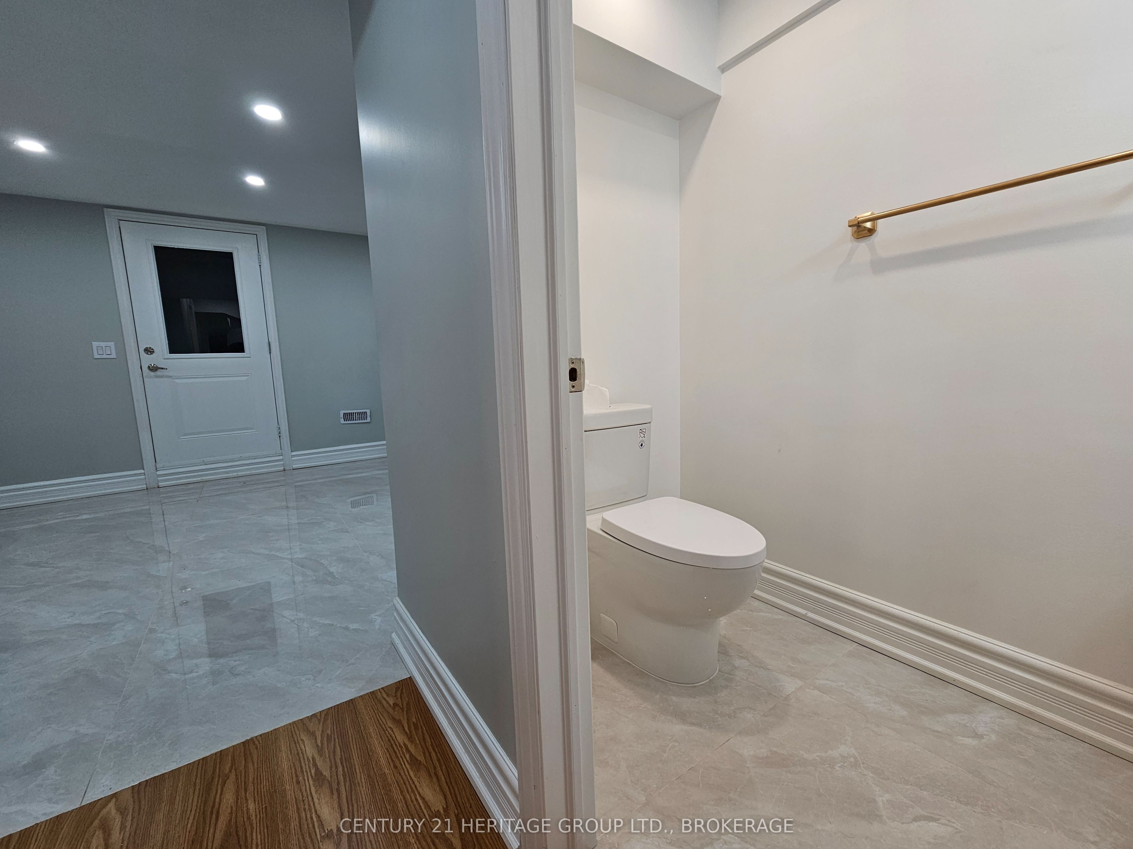 1263 Rolph Terrace B Property Photo 13