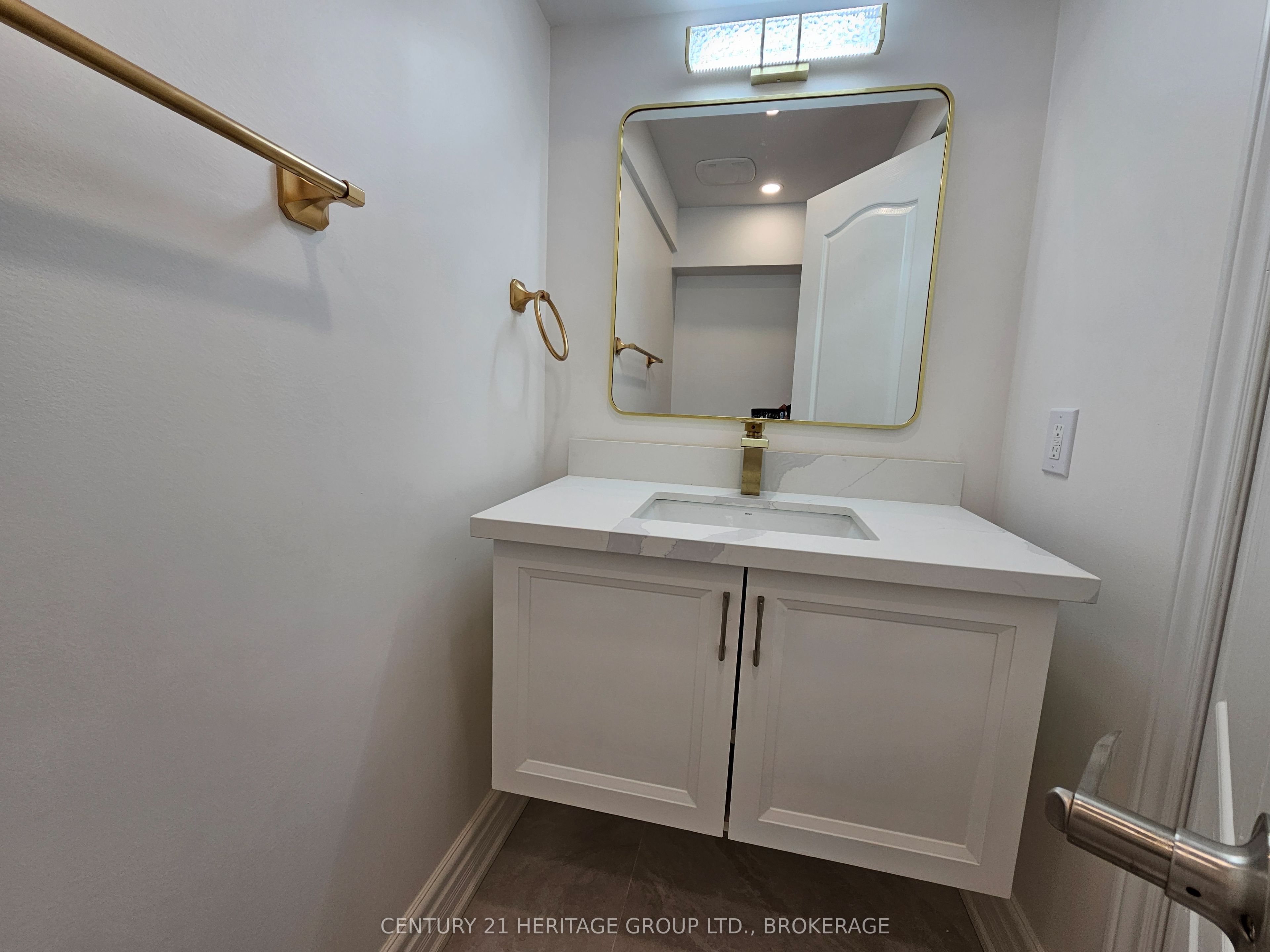 1263 Rolph Terrace B Property Photo 14