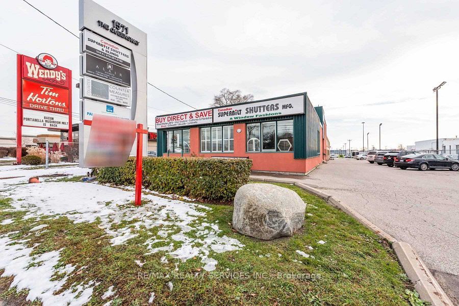 #1 - 1571 The Queensway Property Photo 1
