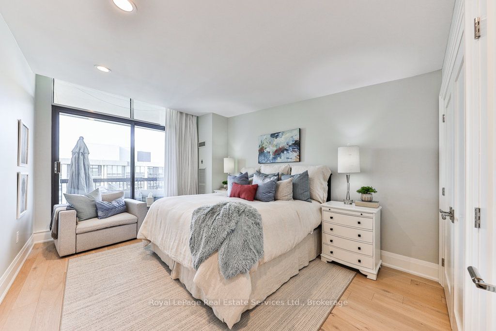 #ph2 - 2170 Marine Drive Property Photo 18