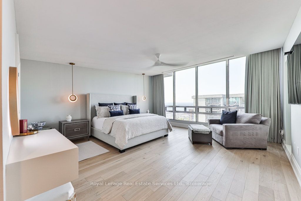 #ph2 - 2170 Marine Drive Property Photo 19