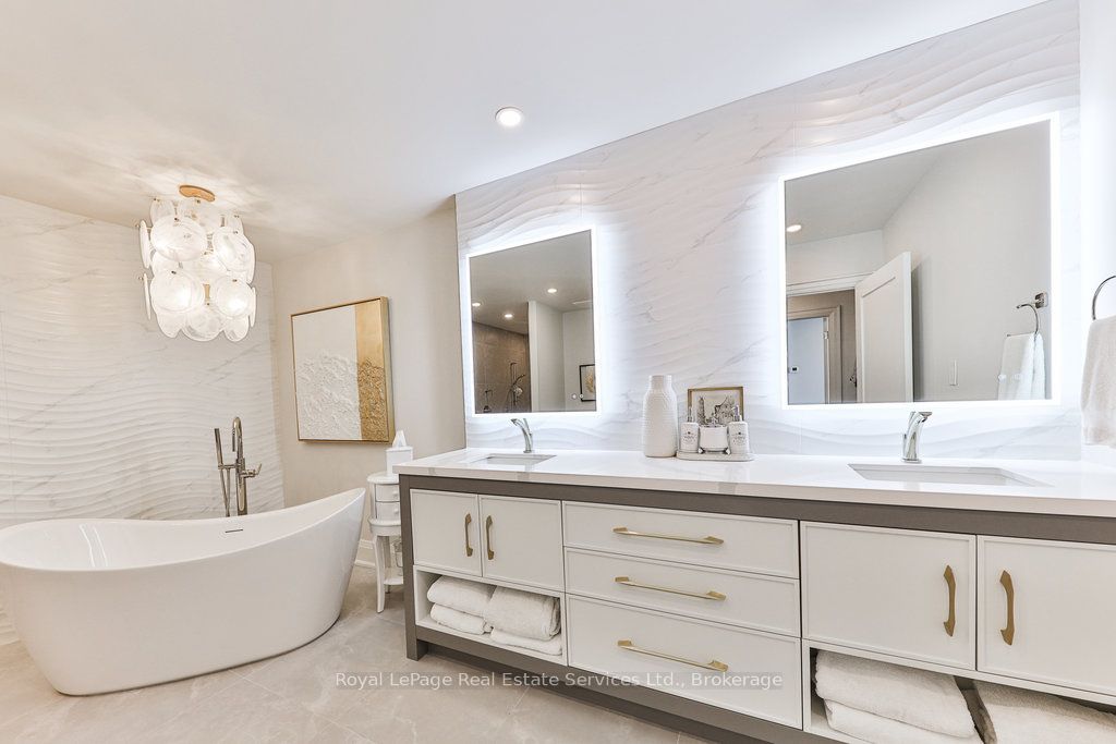 #ph2 - 2170 Marine Drive Property Photo 21