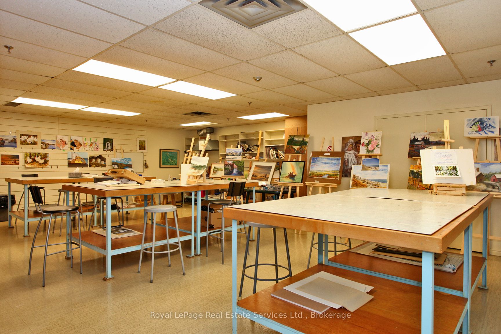 #ph2 - 2170 Marine Drive Property Photo 34
