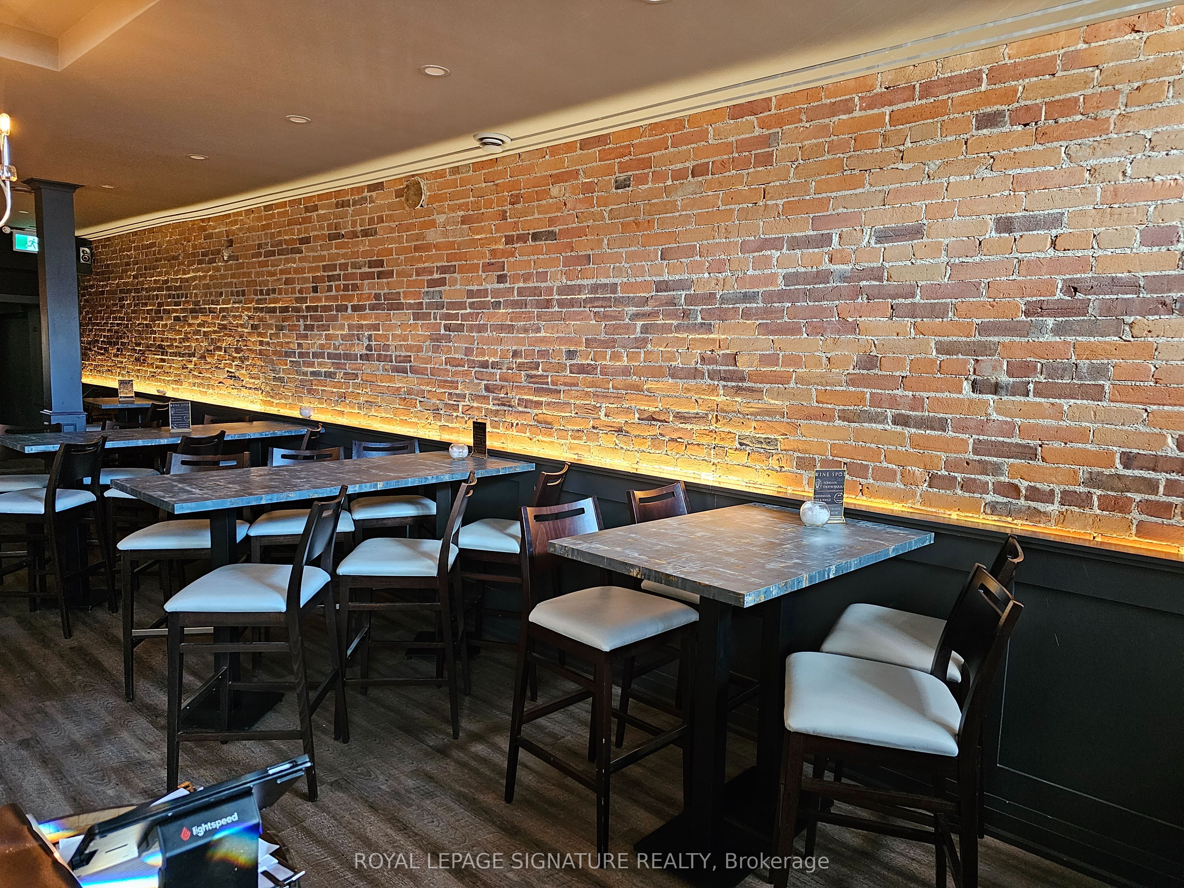 23 Queen Street Property Photo 5