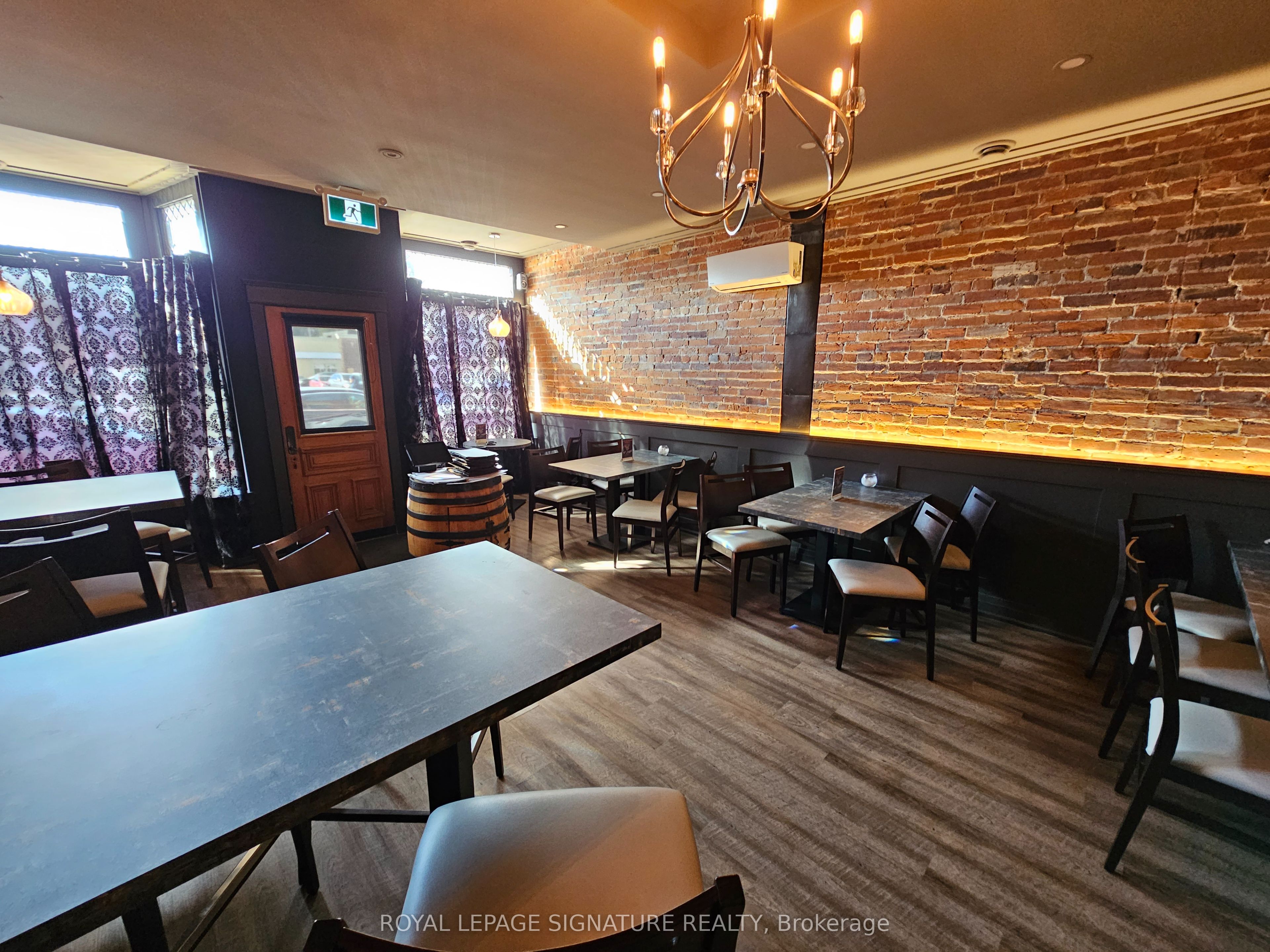 23 Queen Street Property Photo 10