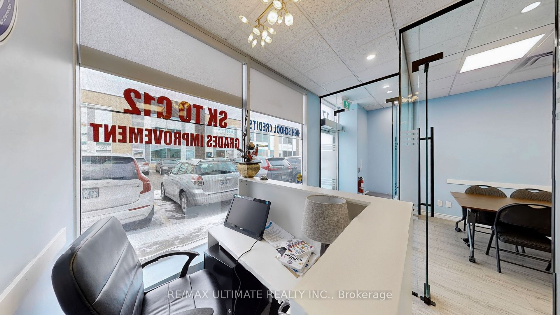 #17 - 1235 Queensway Way Property Photo 6