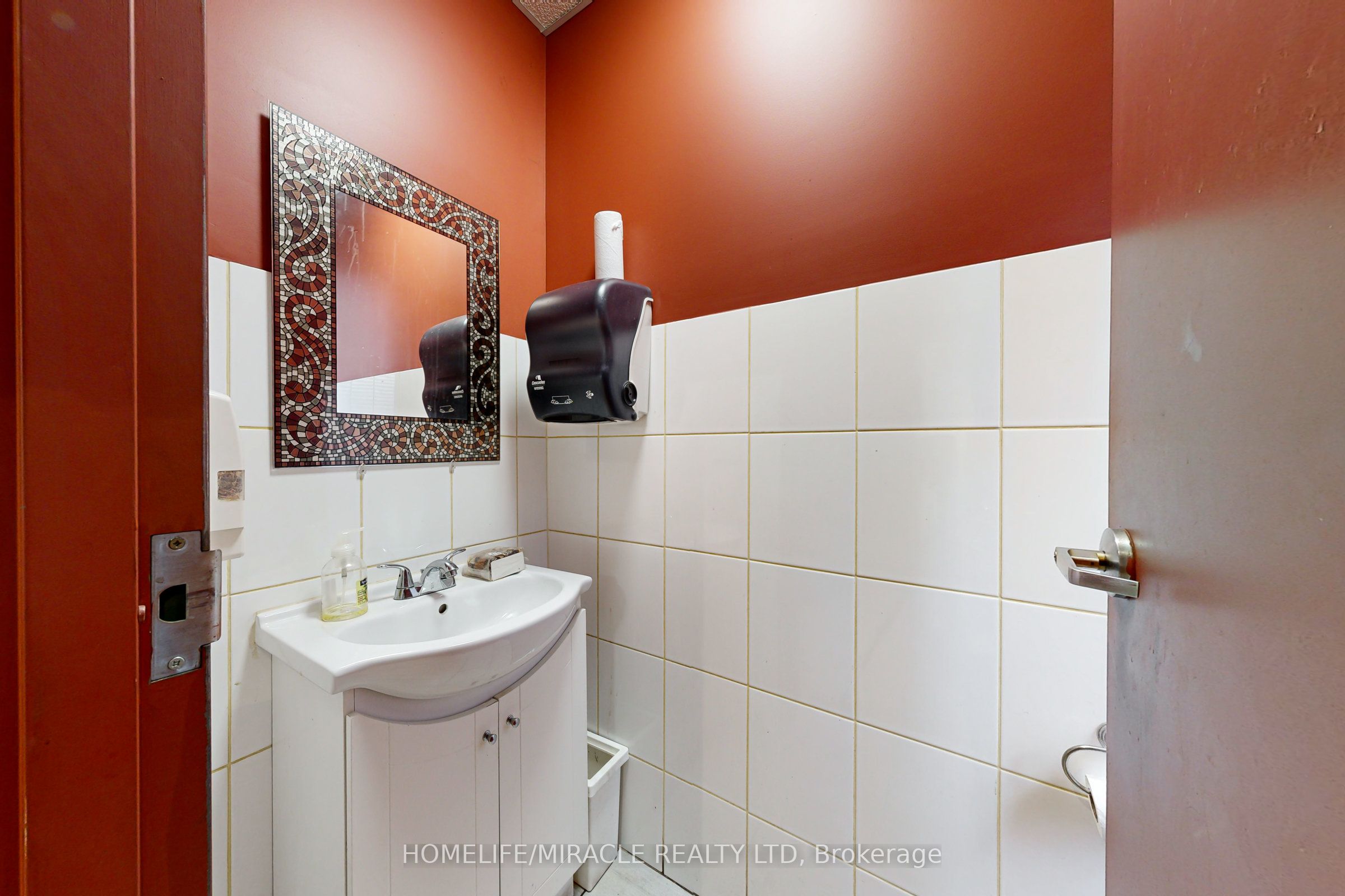 32 Mill Street Property Photo 33