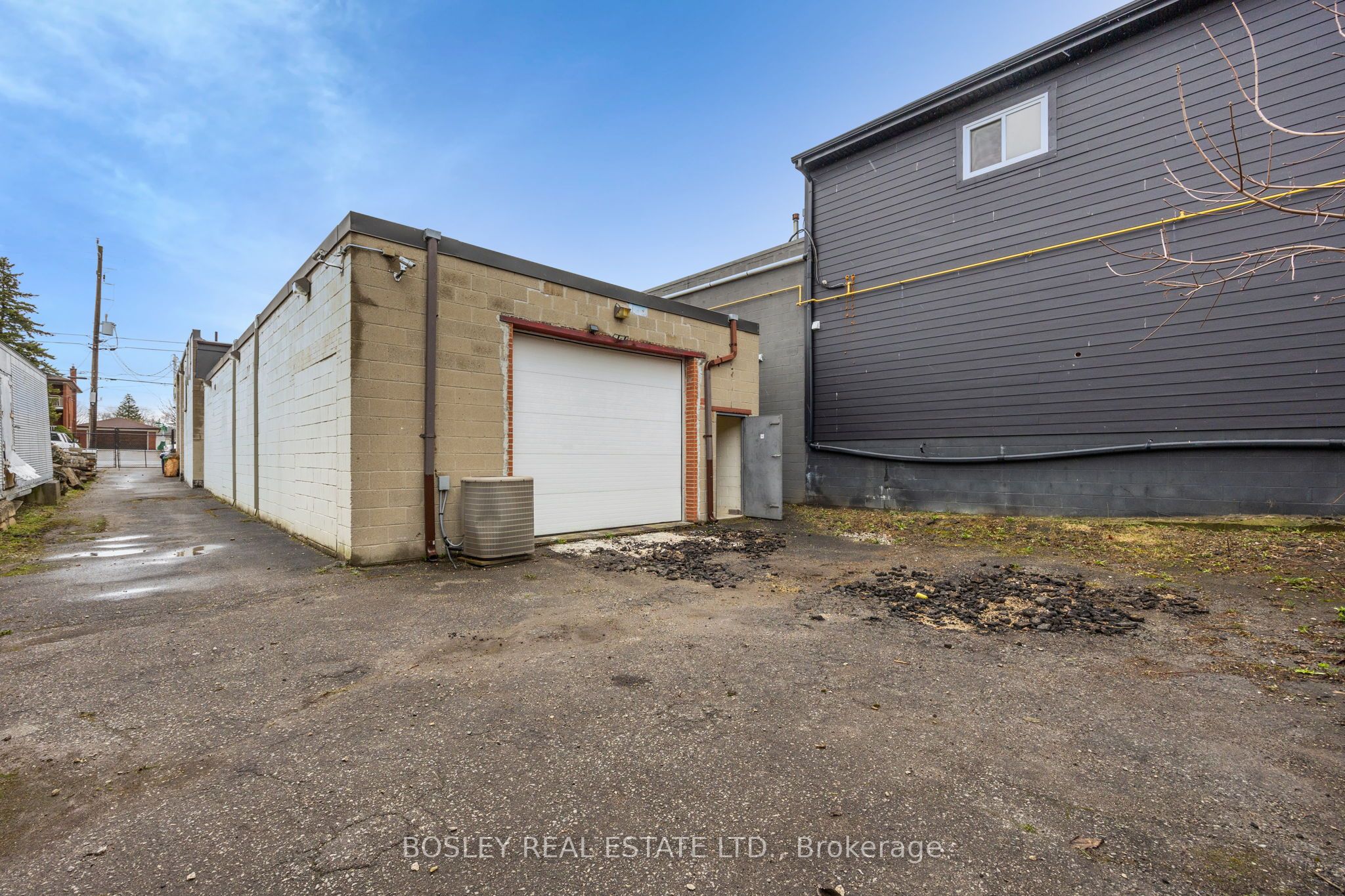 42 Eugene Street Property Photo 36