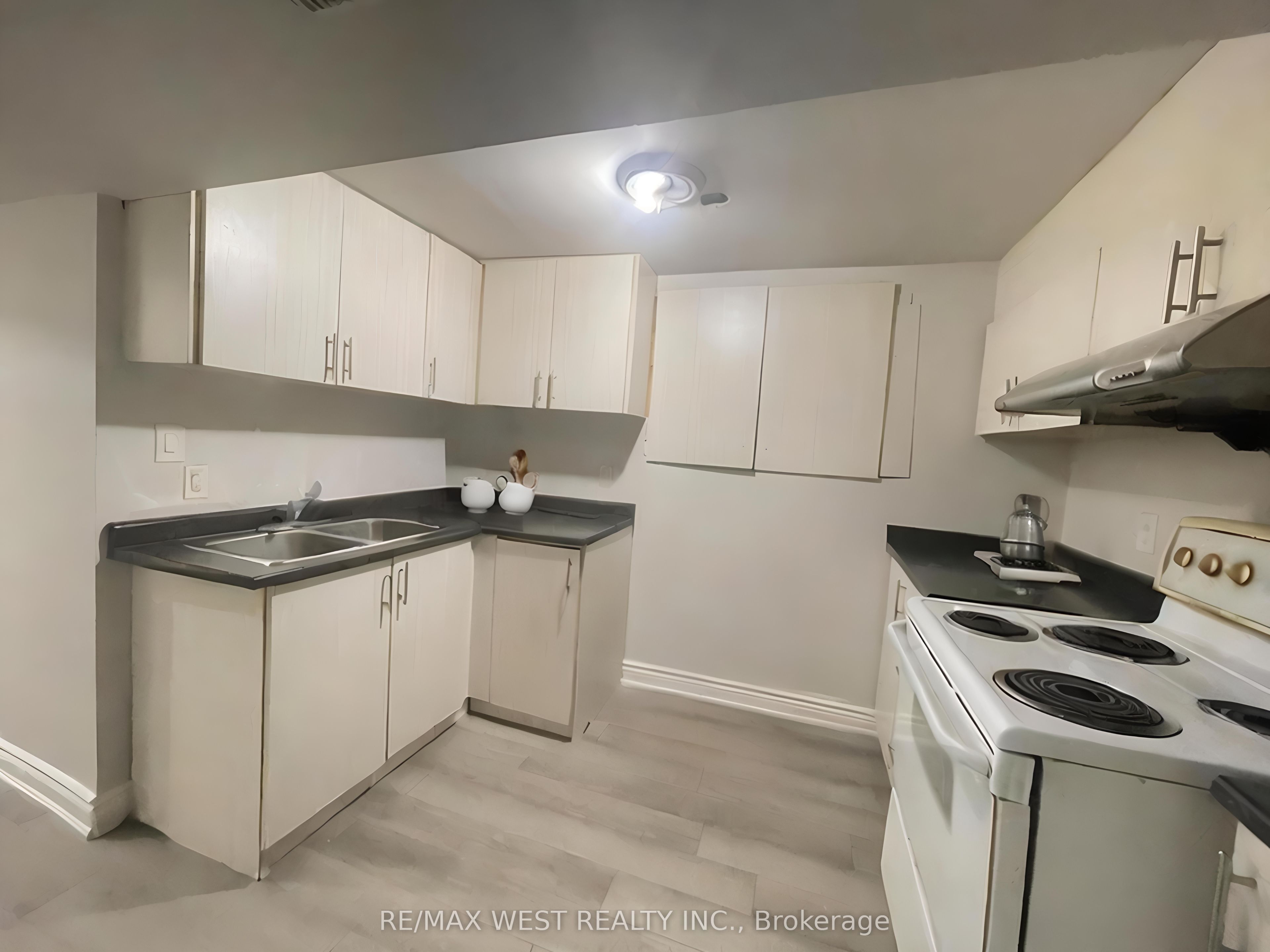 ##bsmt - 11 Tindale Road Property Photo 4
