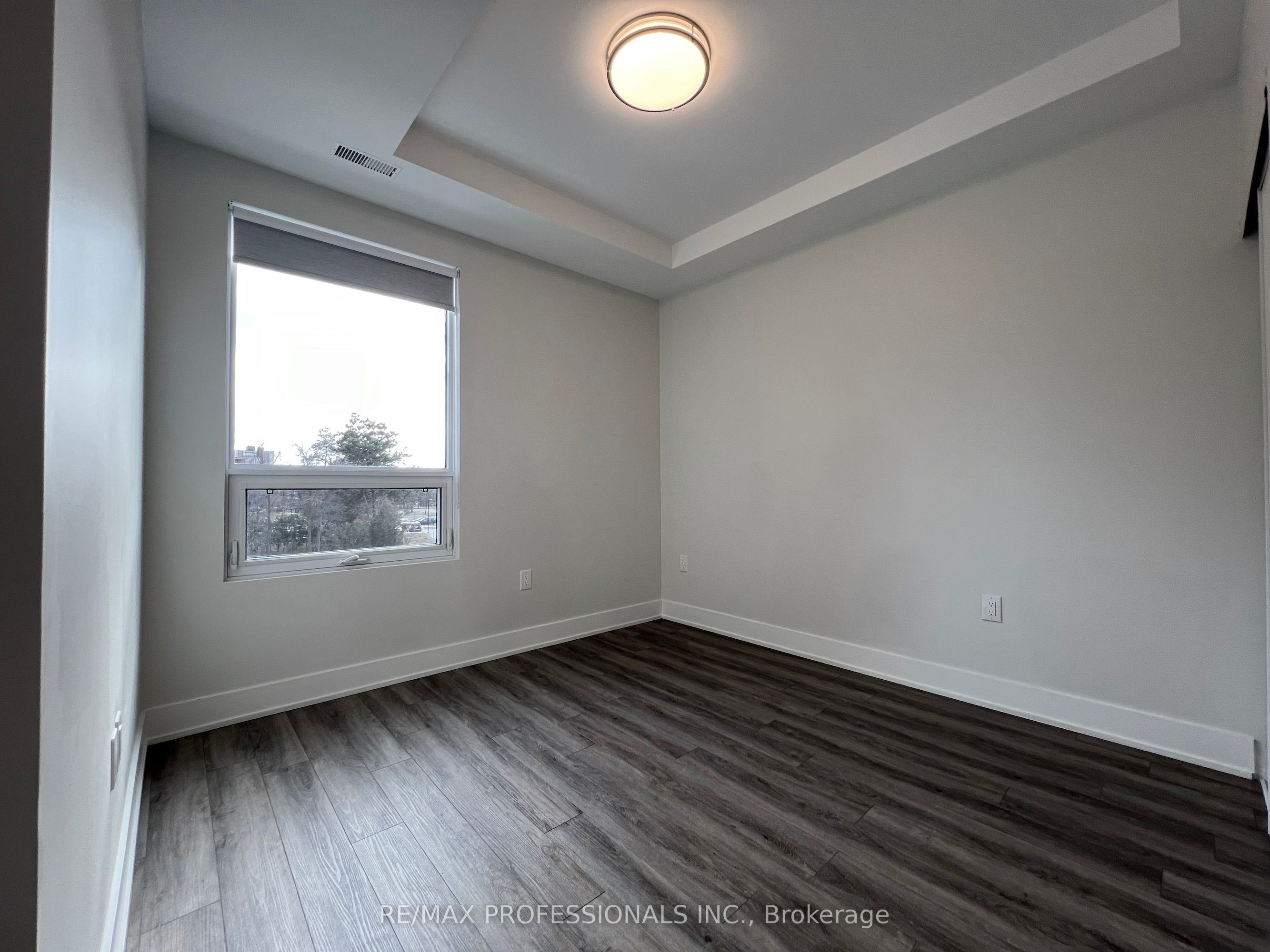 #120 - 62 Dixfield Drive Property Photo 19