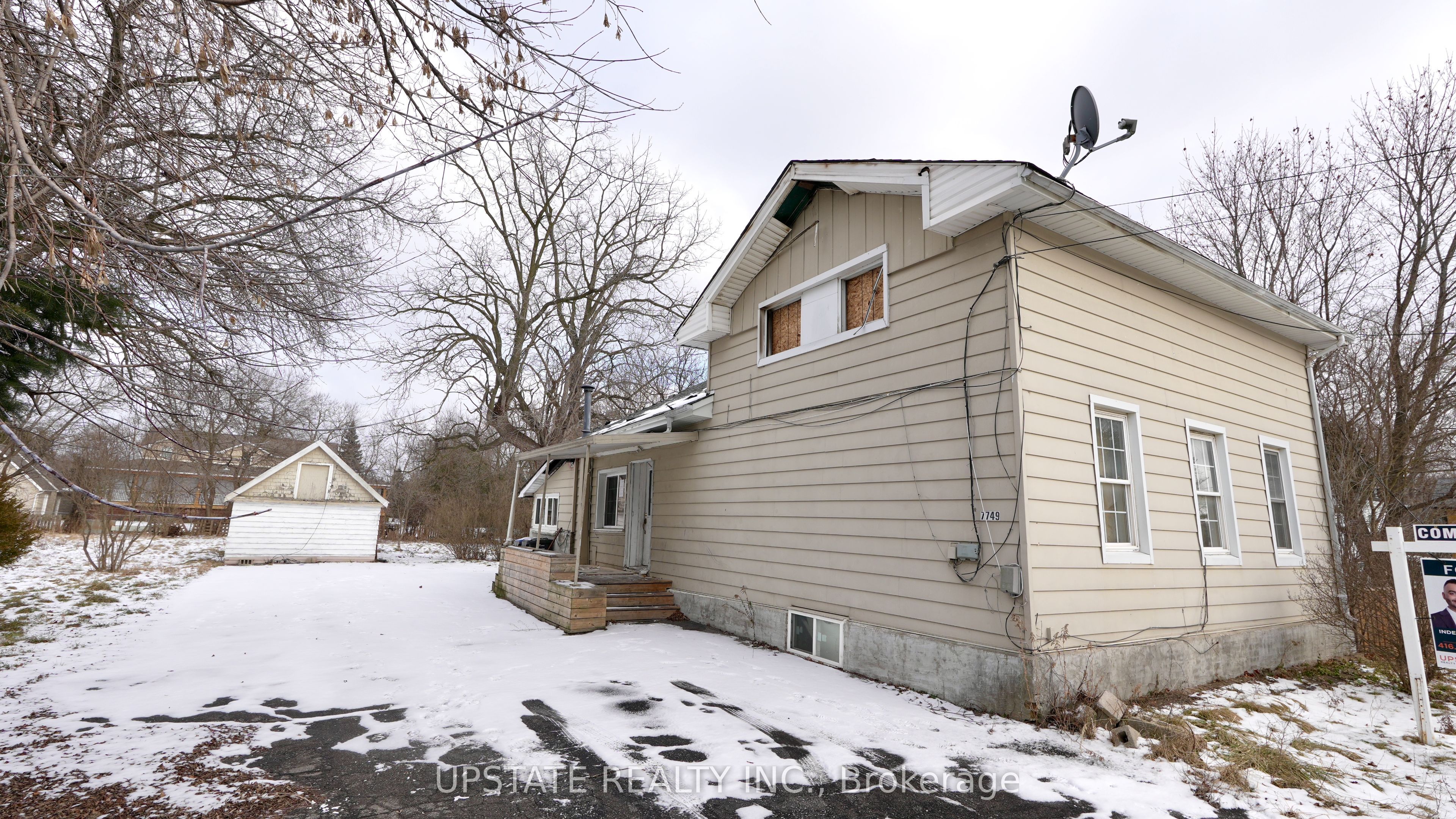 7749 Churchville Road Property Photo 5