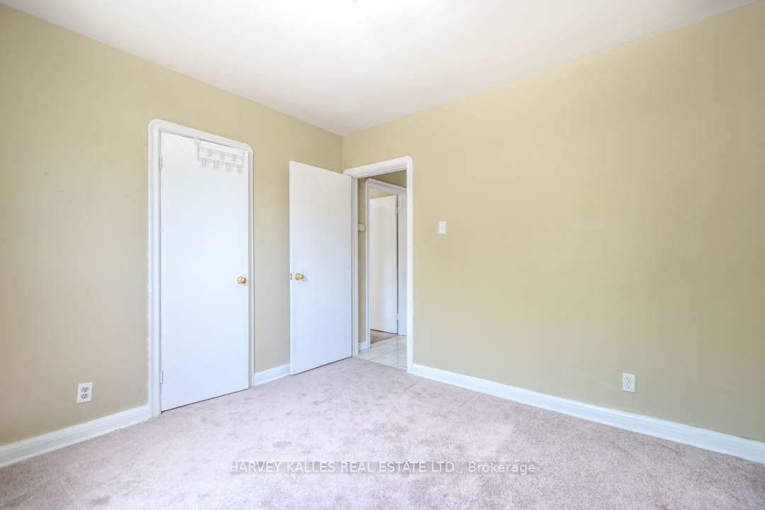 90 Trethewey Drive Property Photo 9