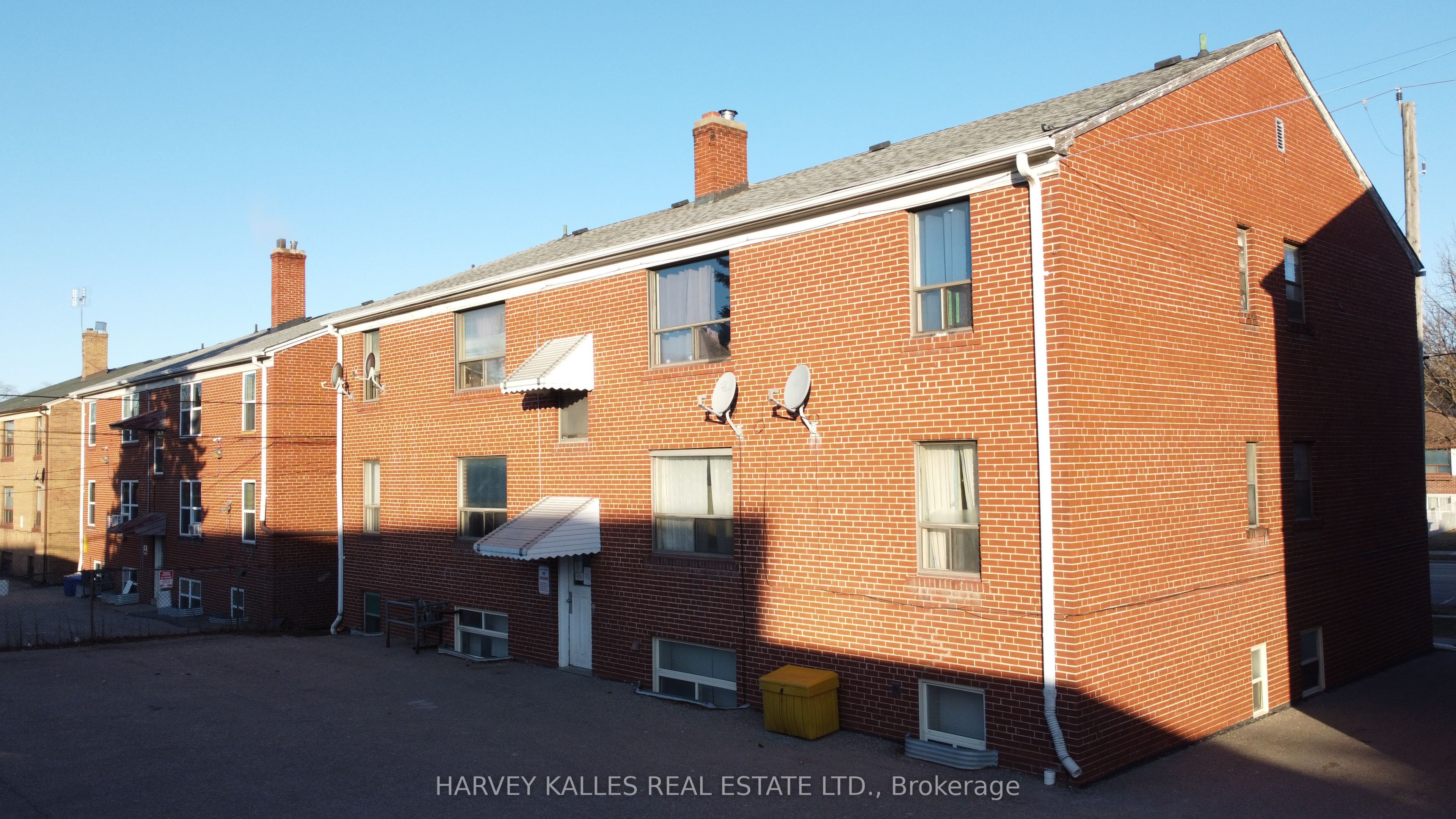 90 Trethewey Drive Property Photo 14