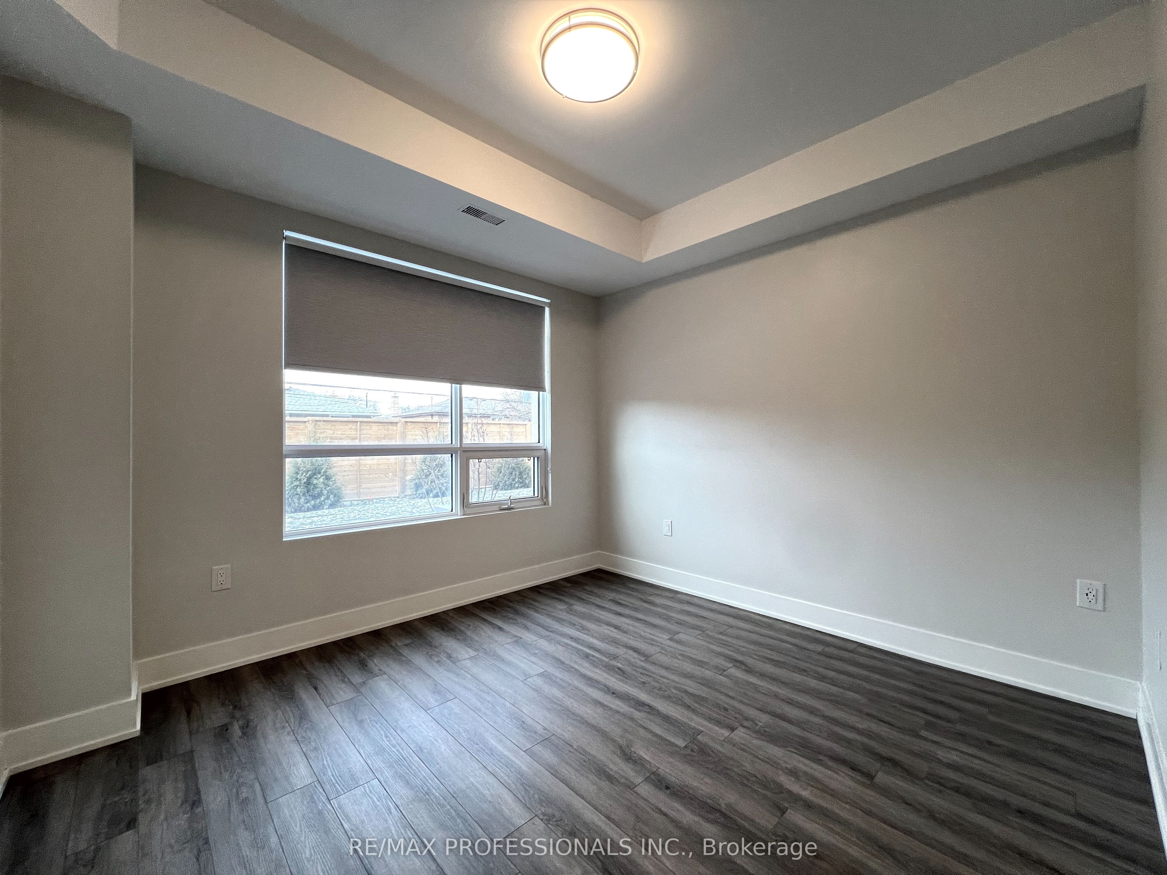 #131 - 62 Dixfield Drive Property Photo 11