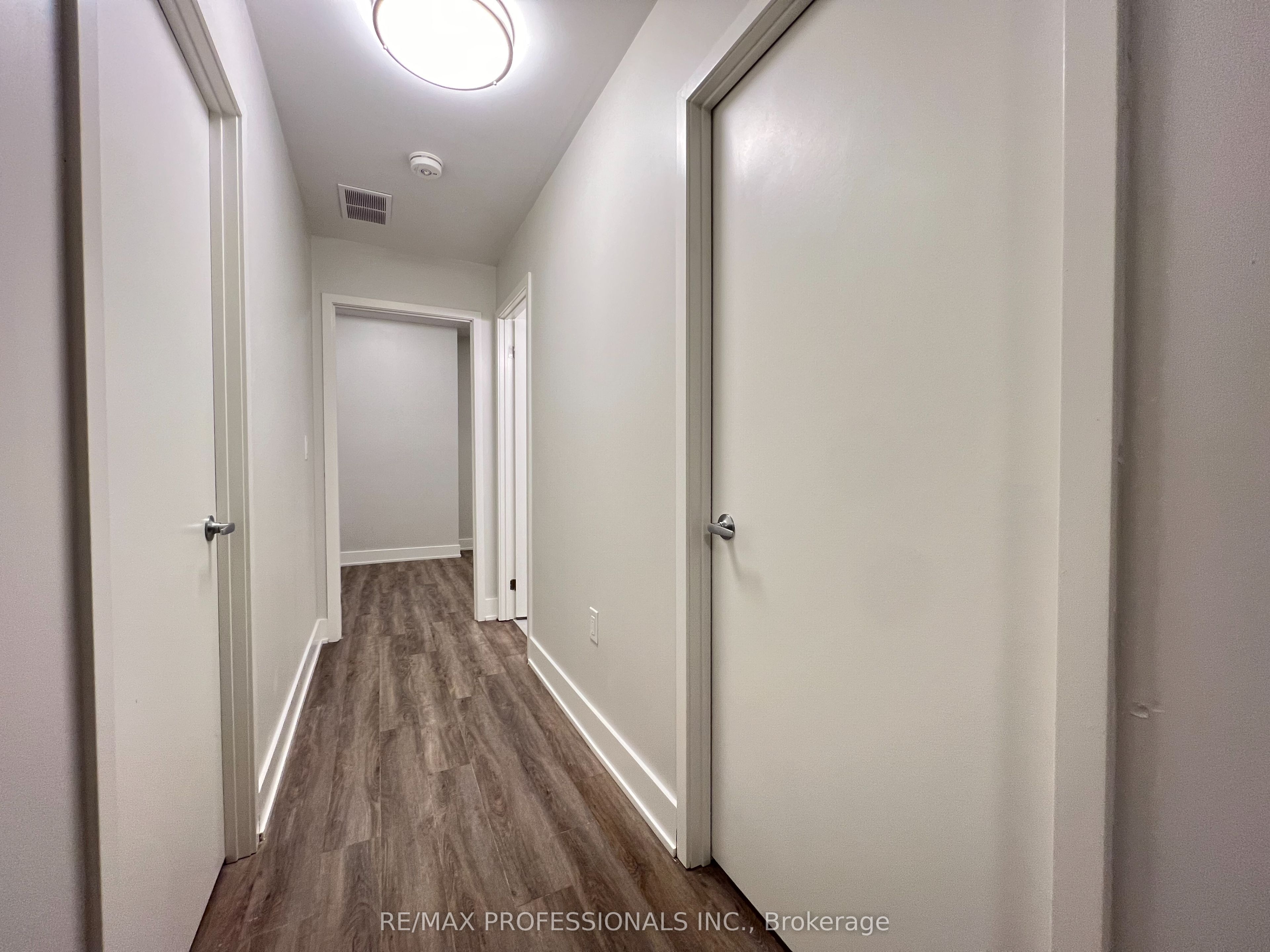 #131 - 62 Dixfield Drive Property Photo 30
