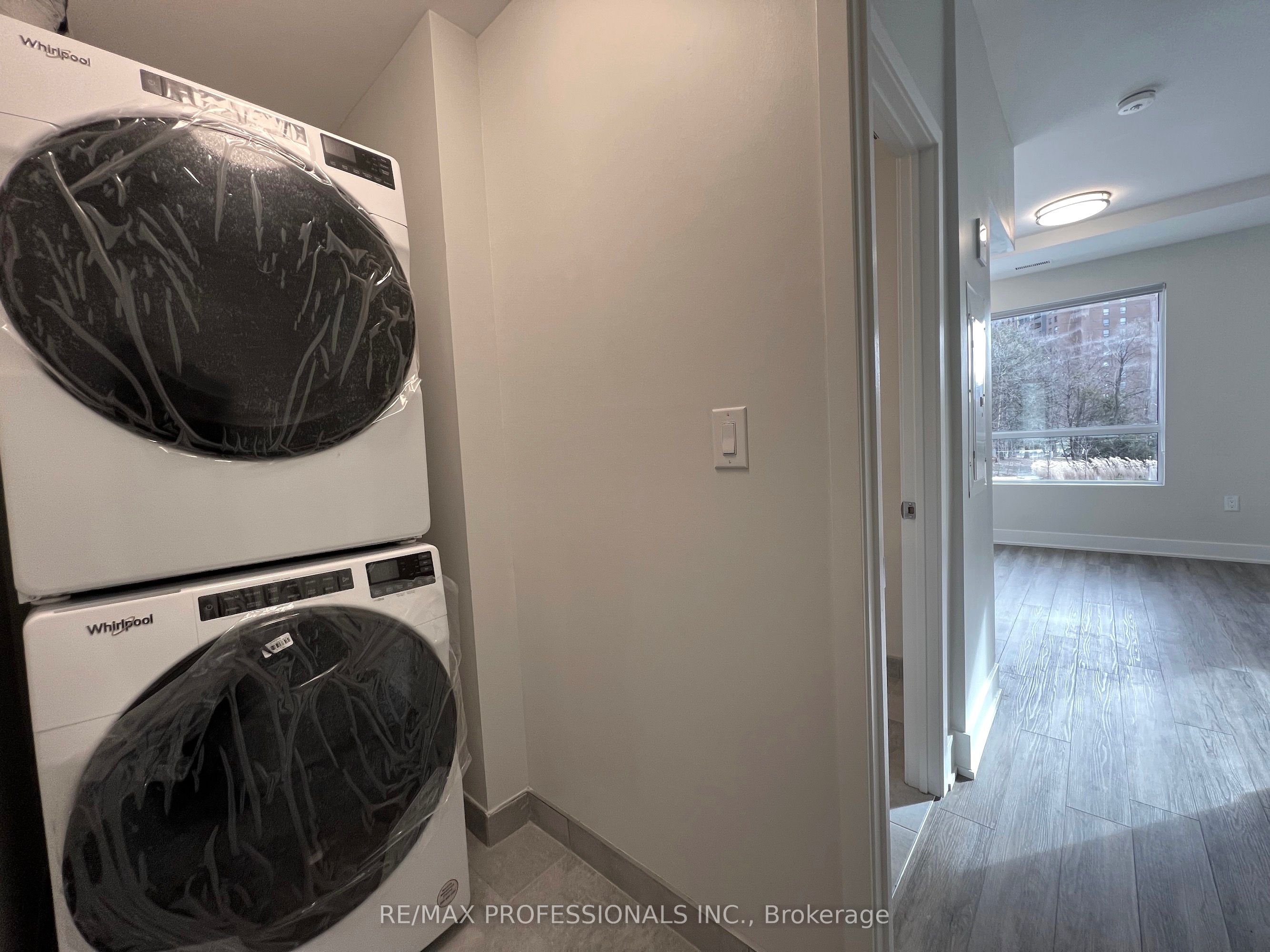 #102 - 62 Dixfield Drive Property Photo 15