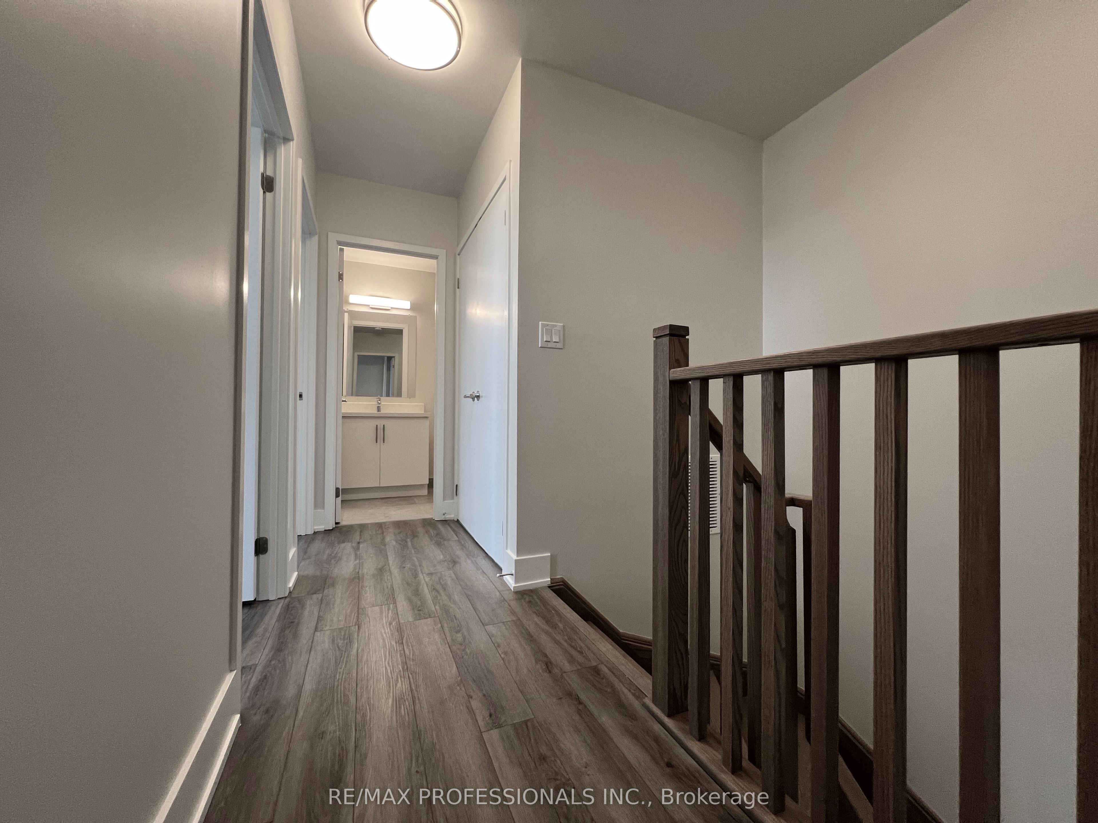 #122 - 62 Dixfield Drive Property Photo 20