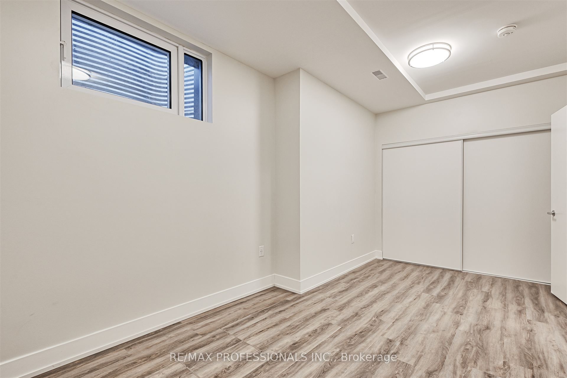 #118 - 62 Dixfield Drive Property Photo 16