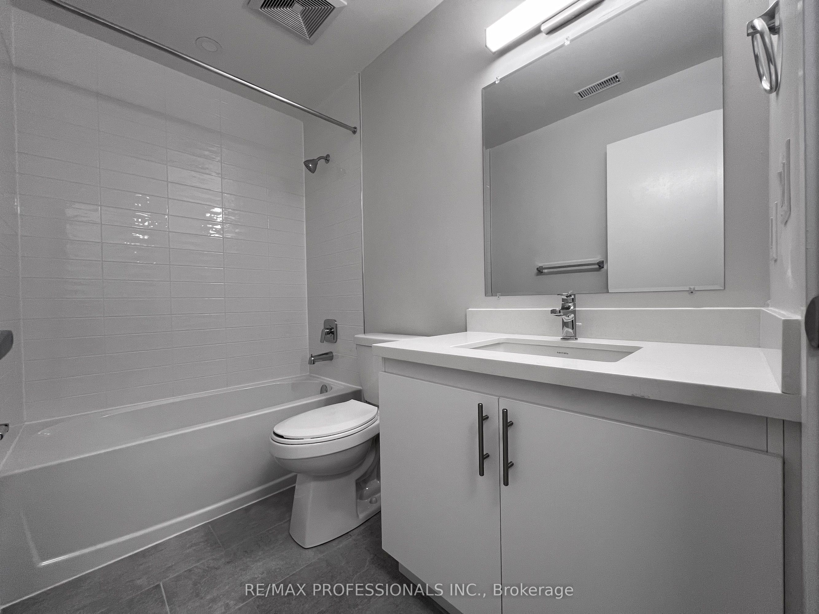 #115 - 62 Dixfield Drive Property Photo 12