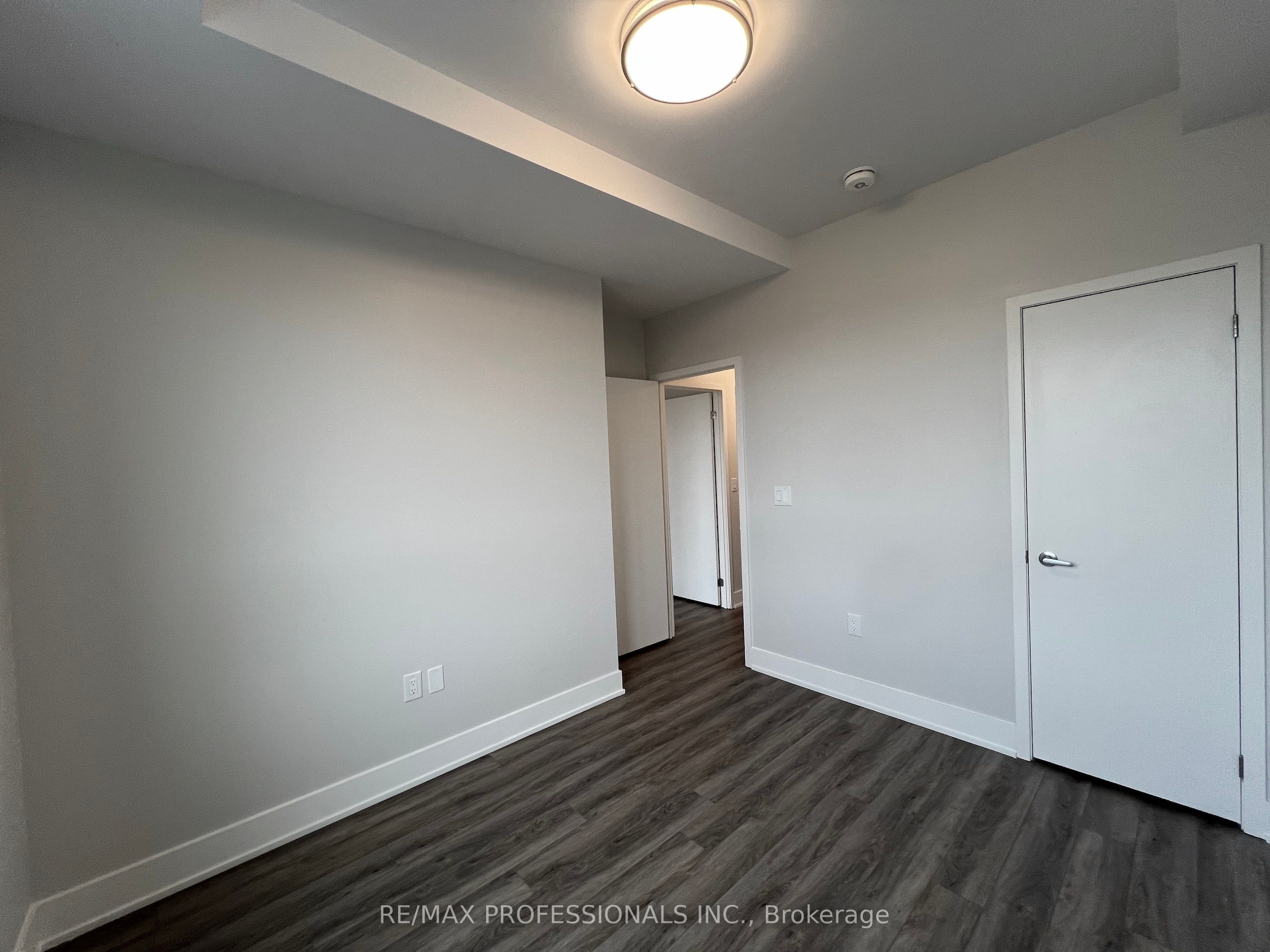#110 - 62 Dixfield Drive Property Photo 15
