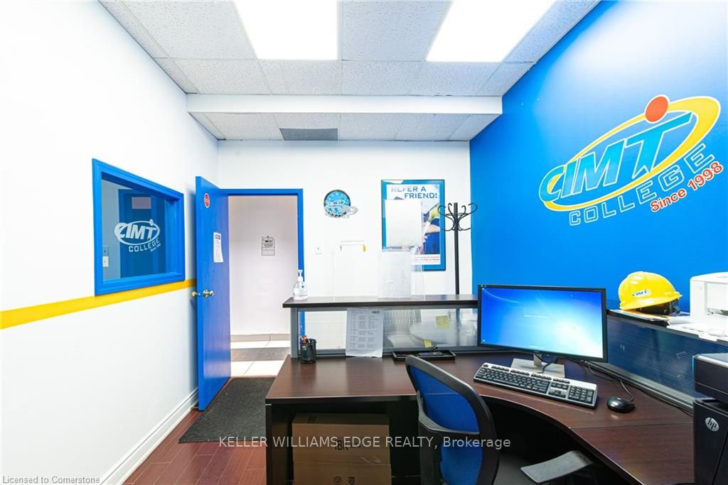 7200 Goreway Drive Property Photo 12