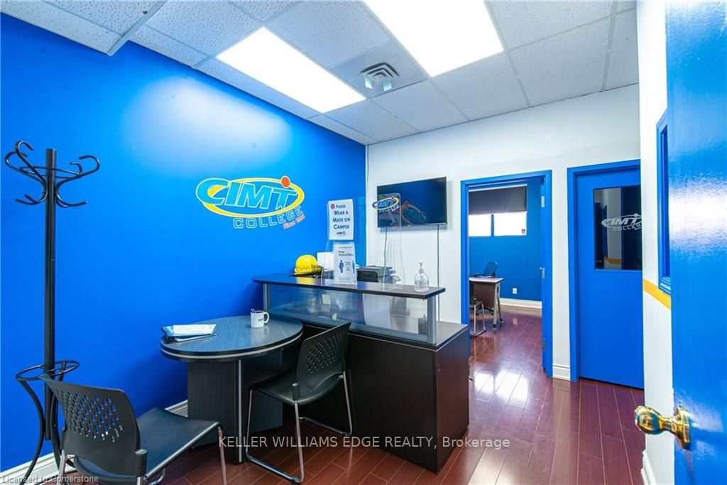 7200 Goreway Drive Property Photo 13