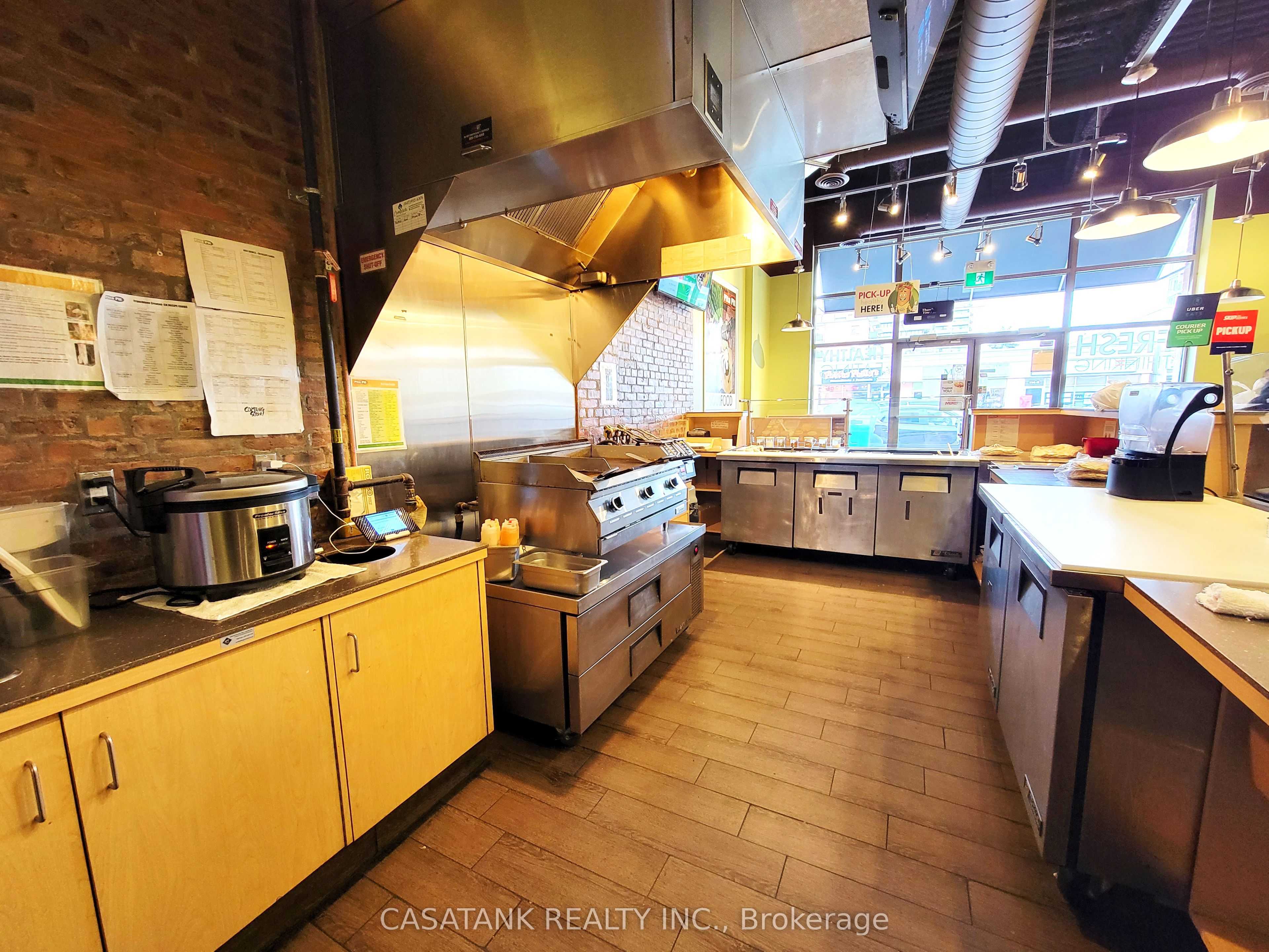 125 Lakeshore Road Property Photo 8