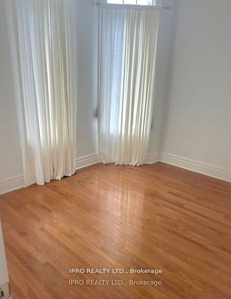 102 Southlake Boulevard Room 1 Property Photo 7