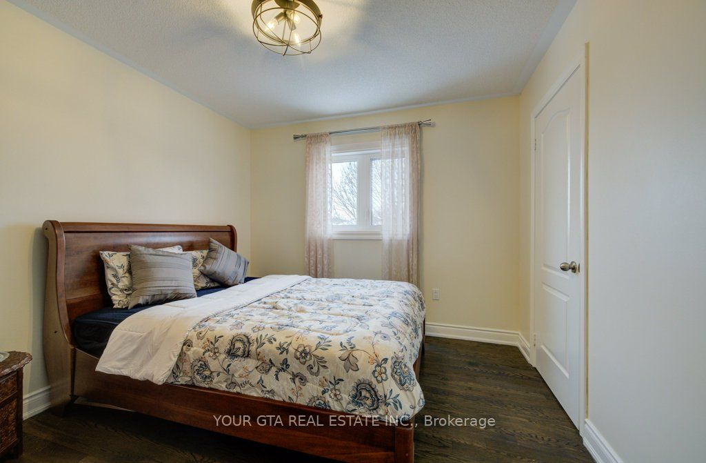 6361 Donway Drive Property Photo 18