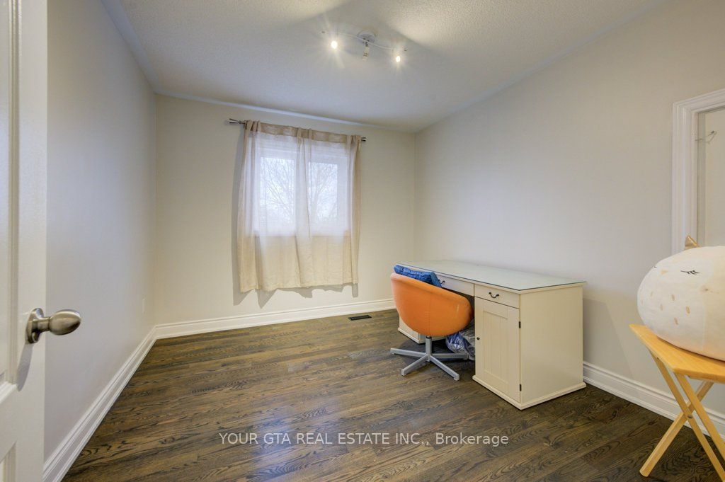 6361 Donway Drive Property Photo 19