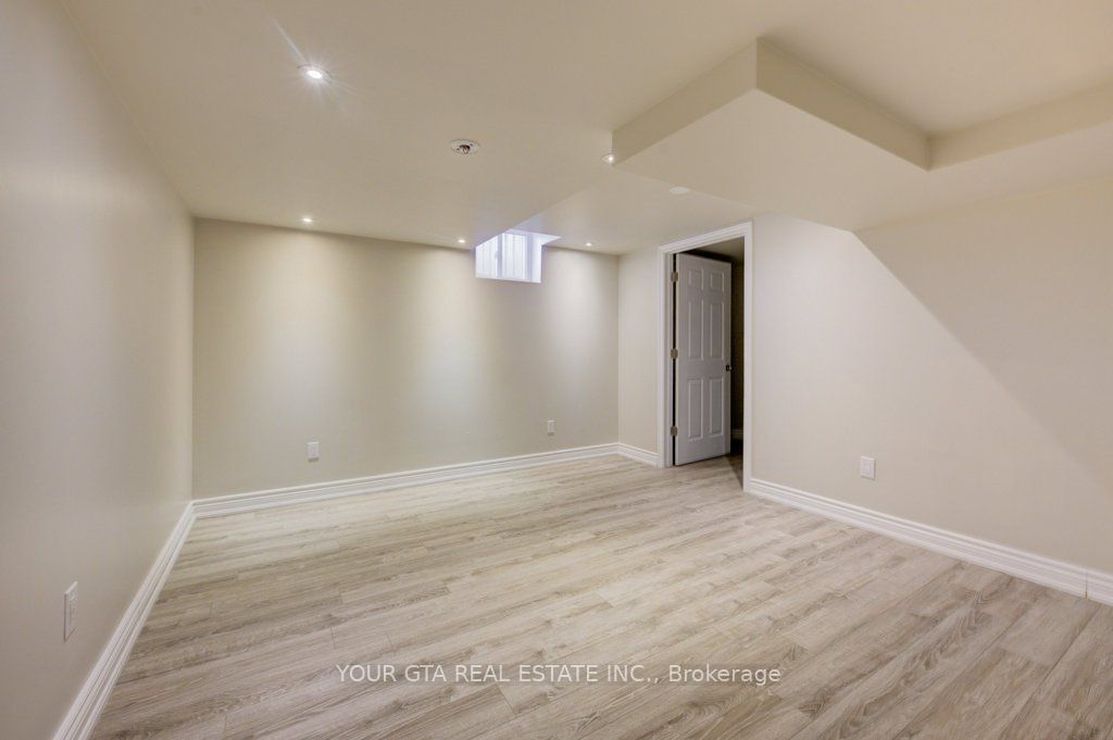 6361 Donway Drive Property Photo 29